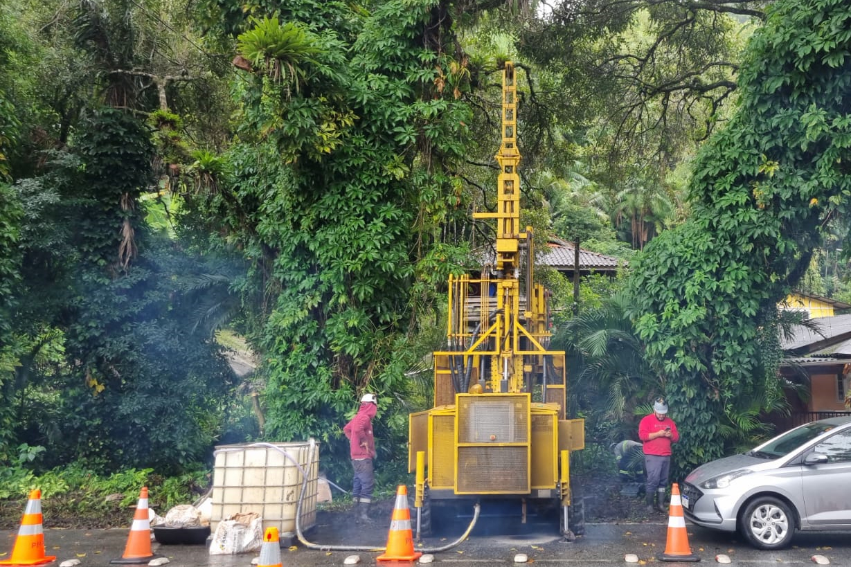 Ponte de Guaratuba - sondagens em Caiobá