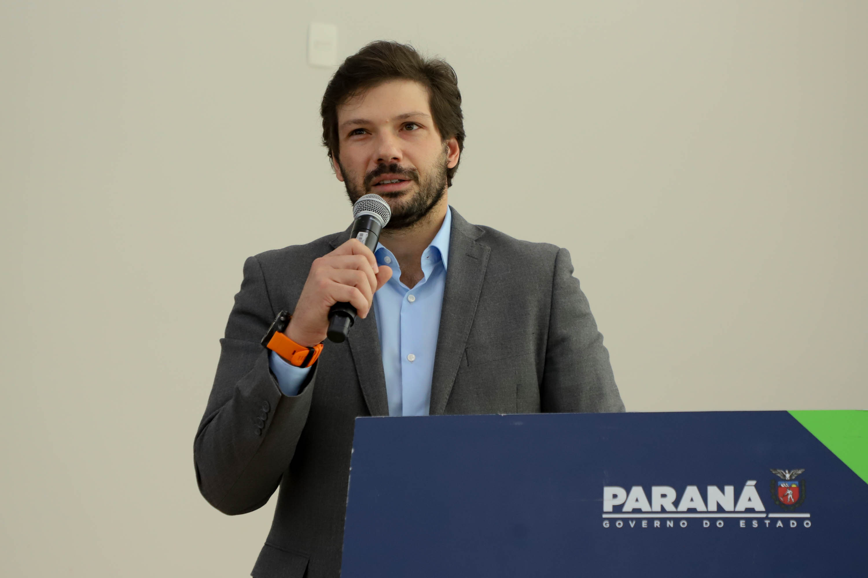 Governador em exercício Darci Piana participa do Encontro Estadual de Prefeitos, Secretários Municipais de Segurança e Guardas Municipais  -