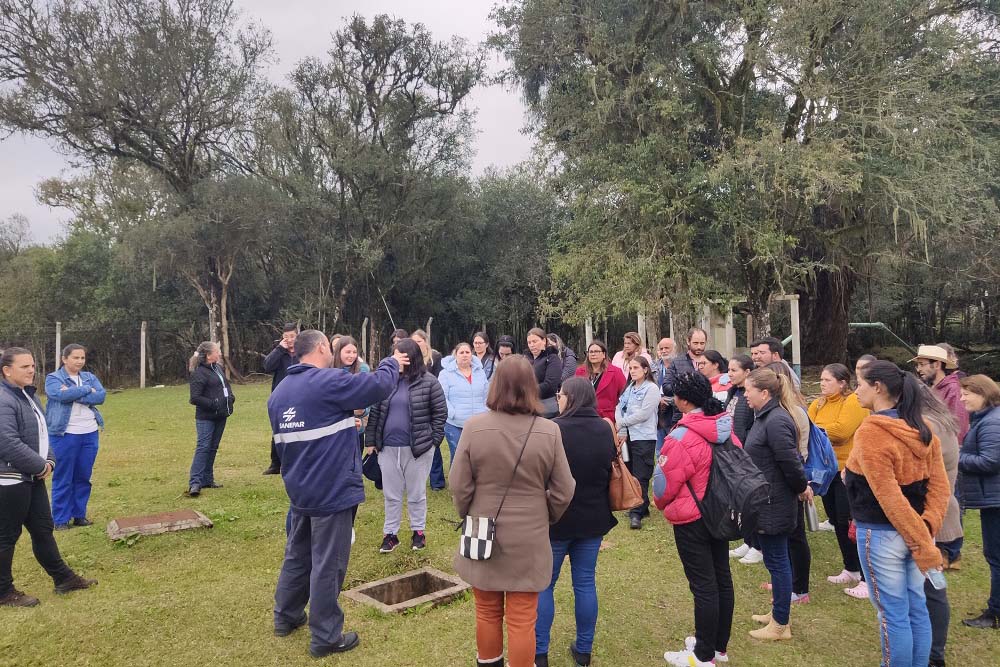 Professores e agentes de saúde recebem formação da Sanepar em saneamento ambiental