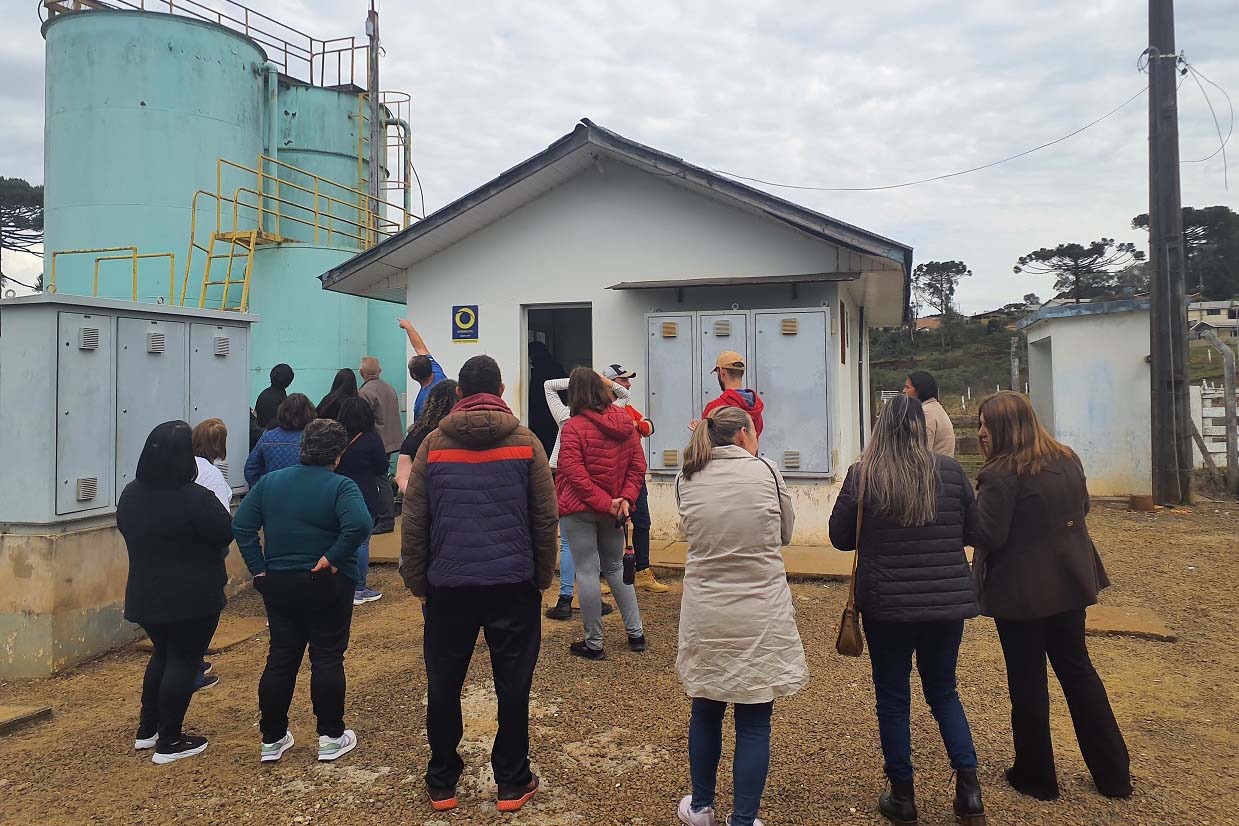 Professores e agentes de saúde recebem formação da Sanepar em saneamento ambiental