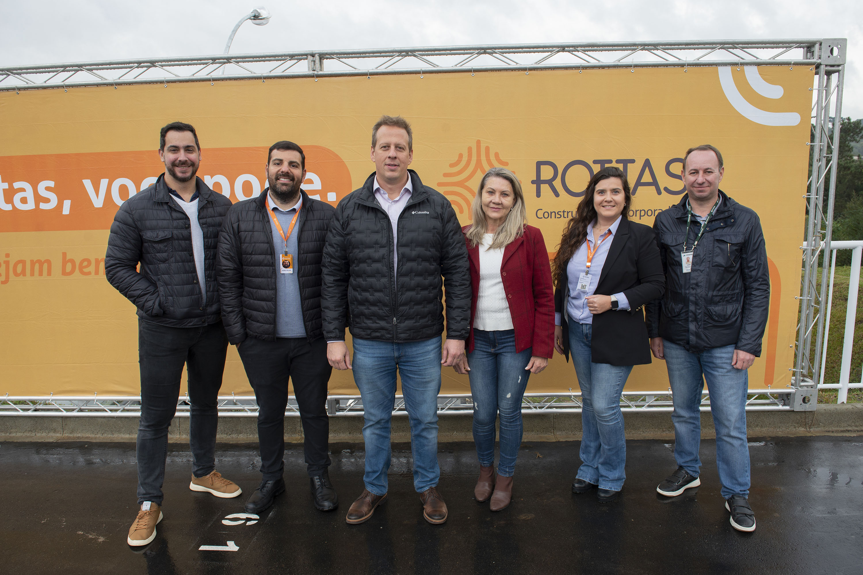 Entrega de apartamentos em Almirante Tamandaré Residencial Porto Tingui II