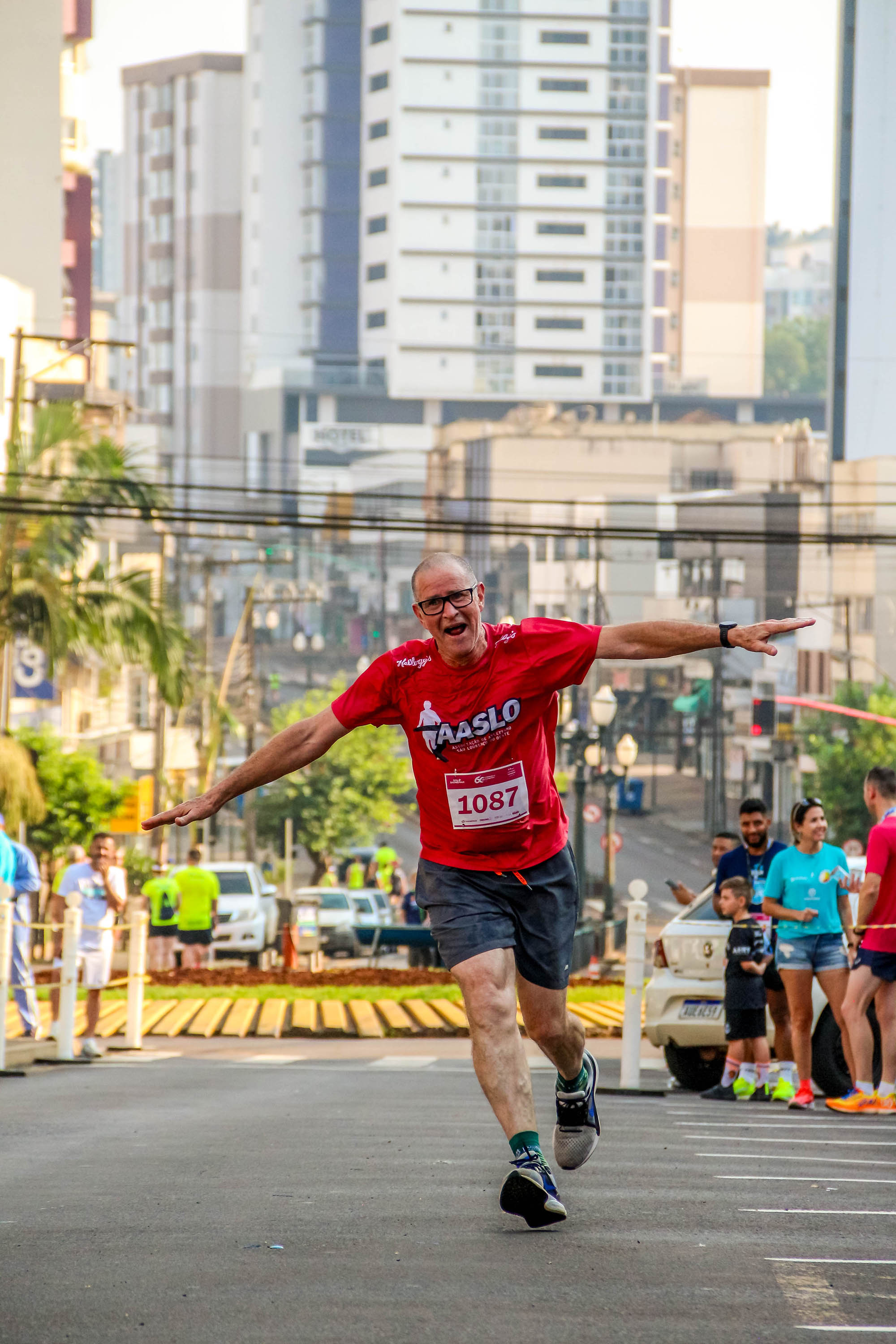 Corrida de Rua pelos 60 anos da Sanepar reúne mais de 750 atletas em Pato Branco