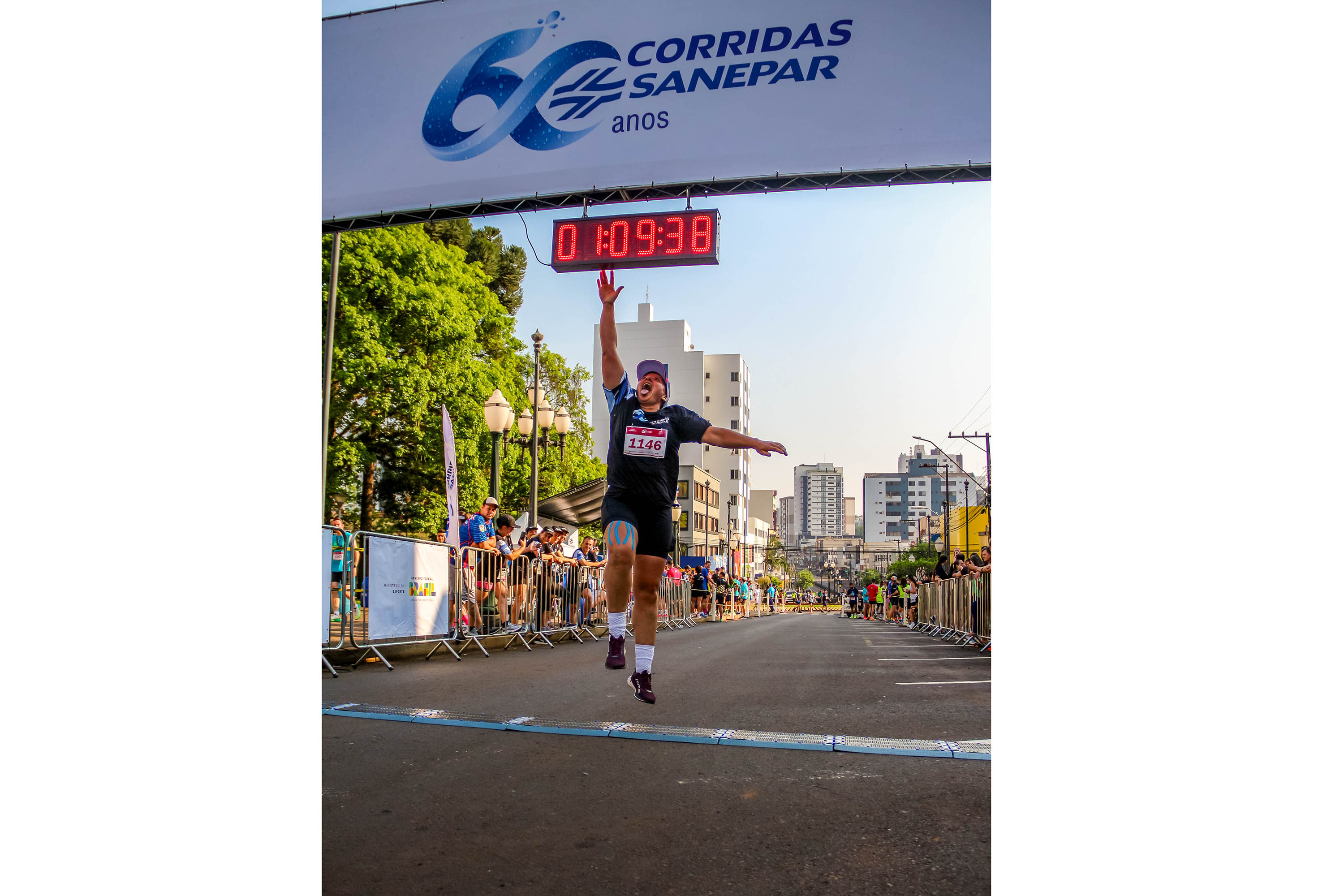 Corrida de Rua pelos 60 anos da Sanepar reúne mais de 750 atletas em Pato Branco