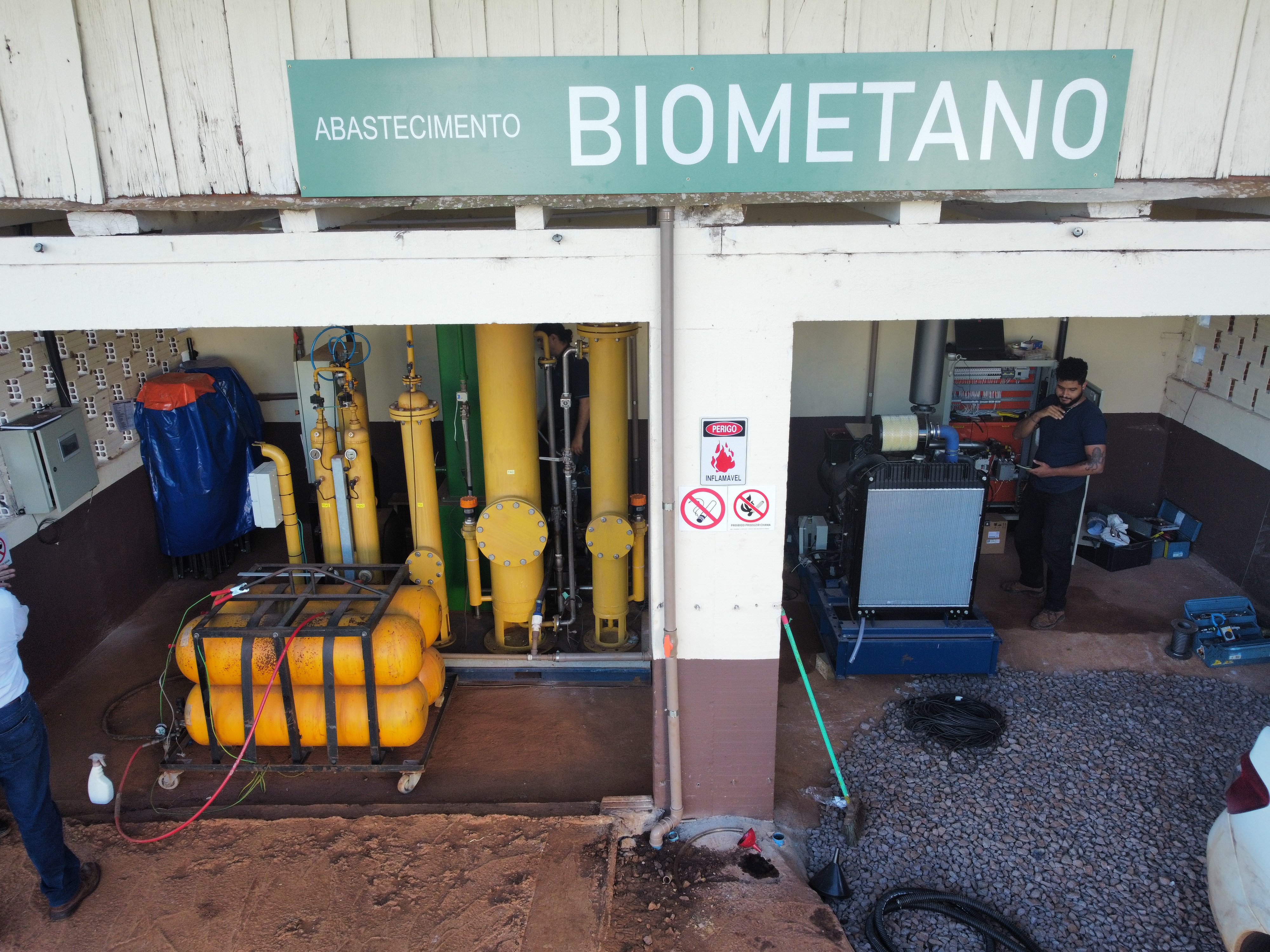 inauguração de mais um sistema para a produção de biogás e biometano, instalado na Granja Angst, em Toledo, no Oeste do Paraná.