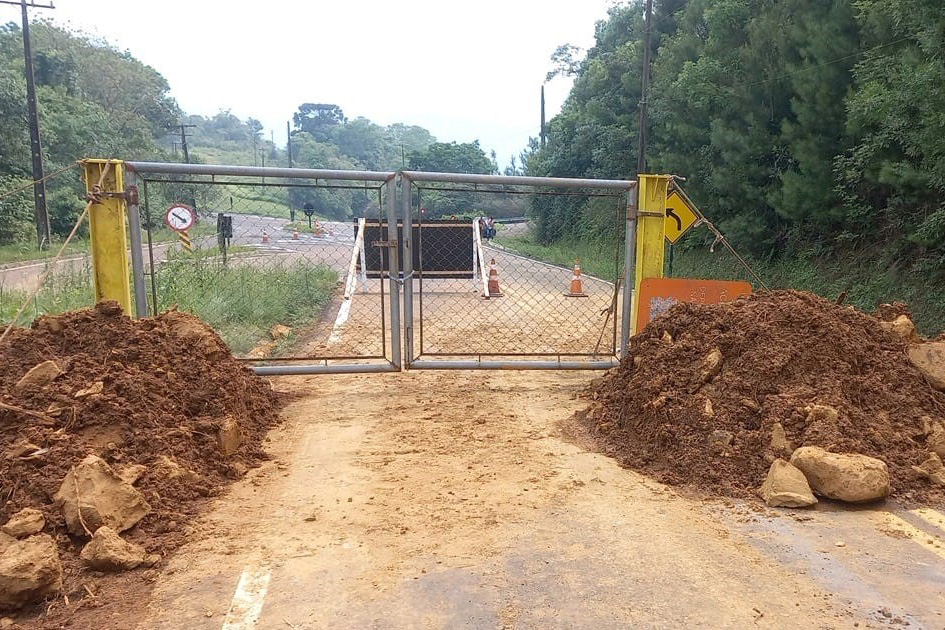 Após danos das chuvas em rodovias, obras de recuperação estão em andamento