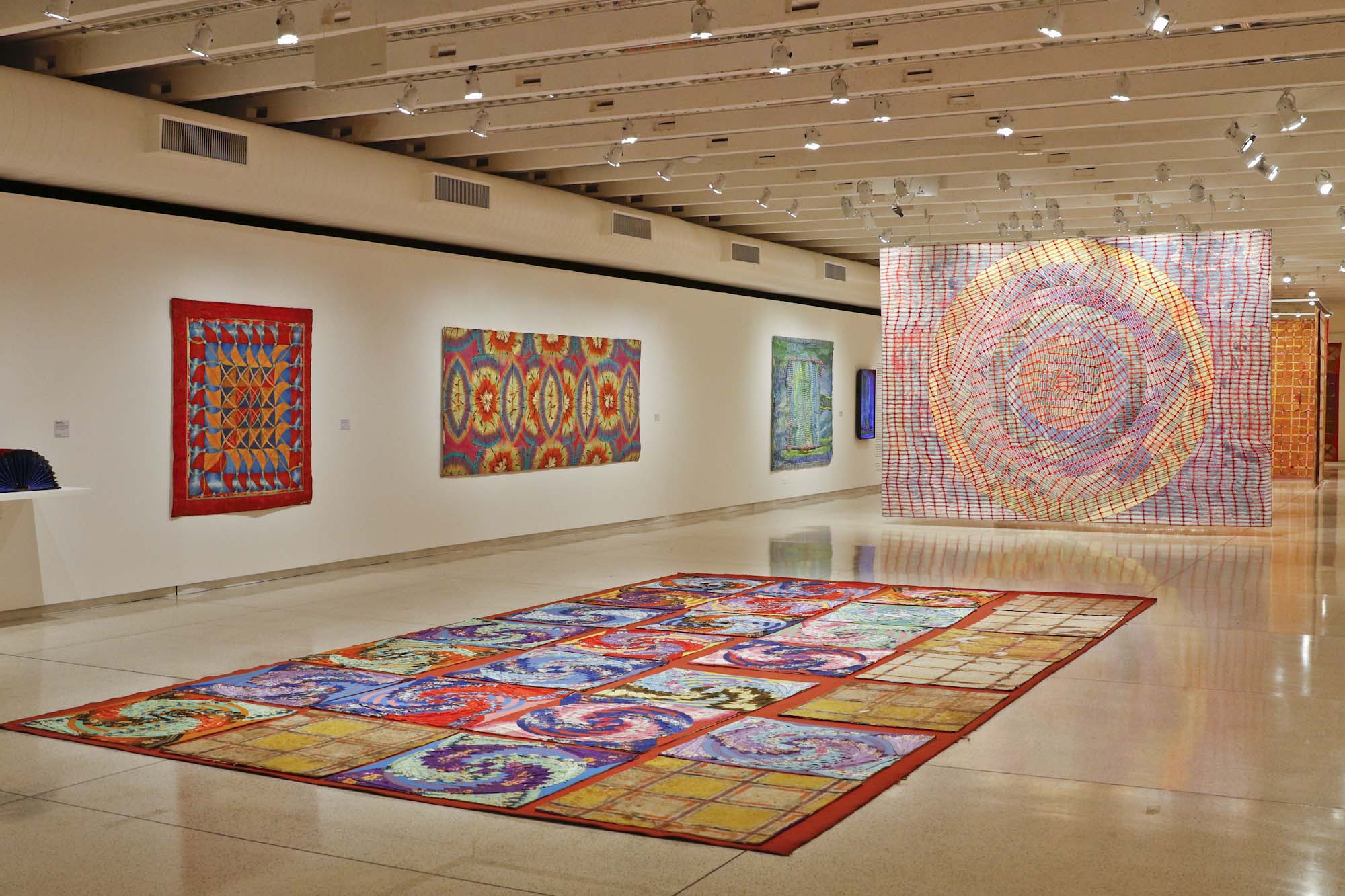 Recorde de público, exposição internacional e "obras fora de casa" marcam 2023 do MON