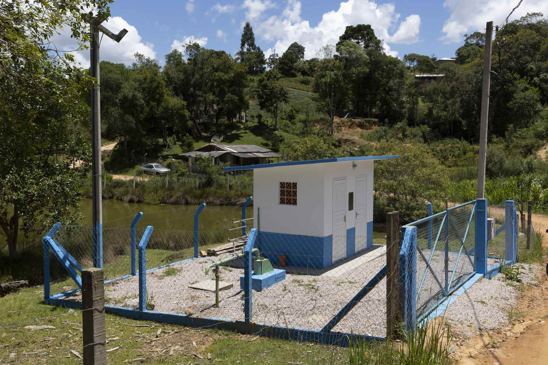 Sanepar leva água tratada para 280 famílias de comunidade rural em Mandirituba