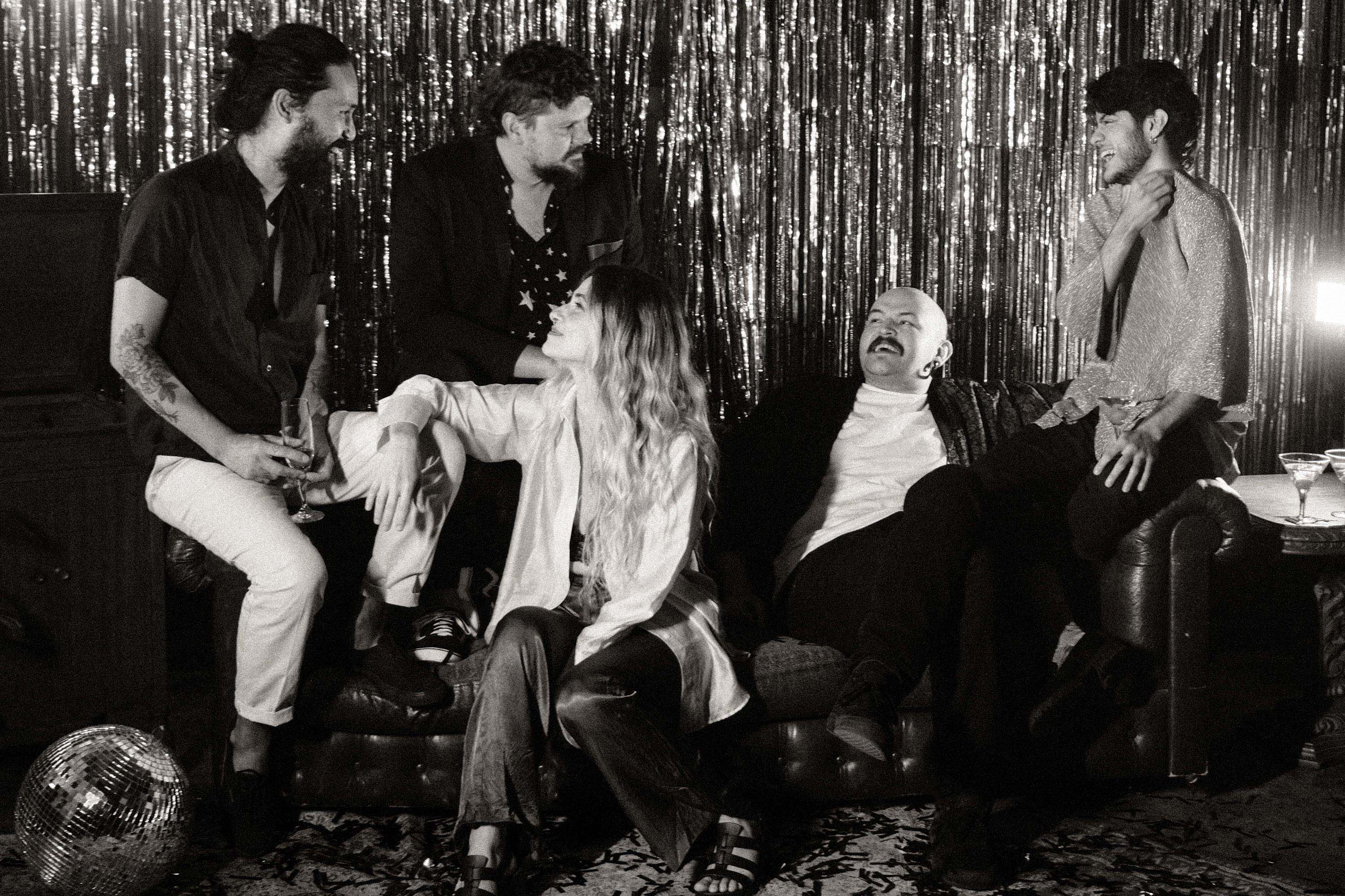 População curte primeiros shows do Verão Maior Paraná no Litoral