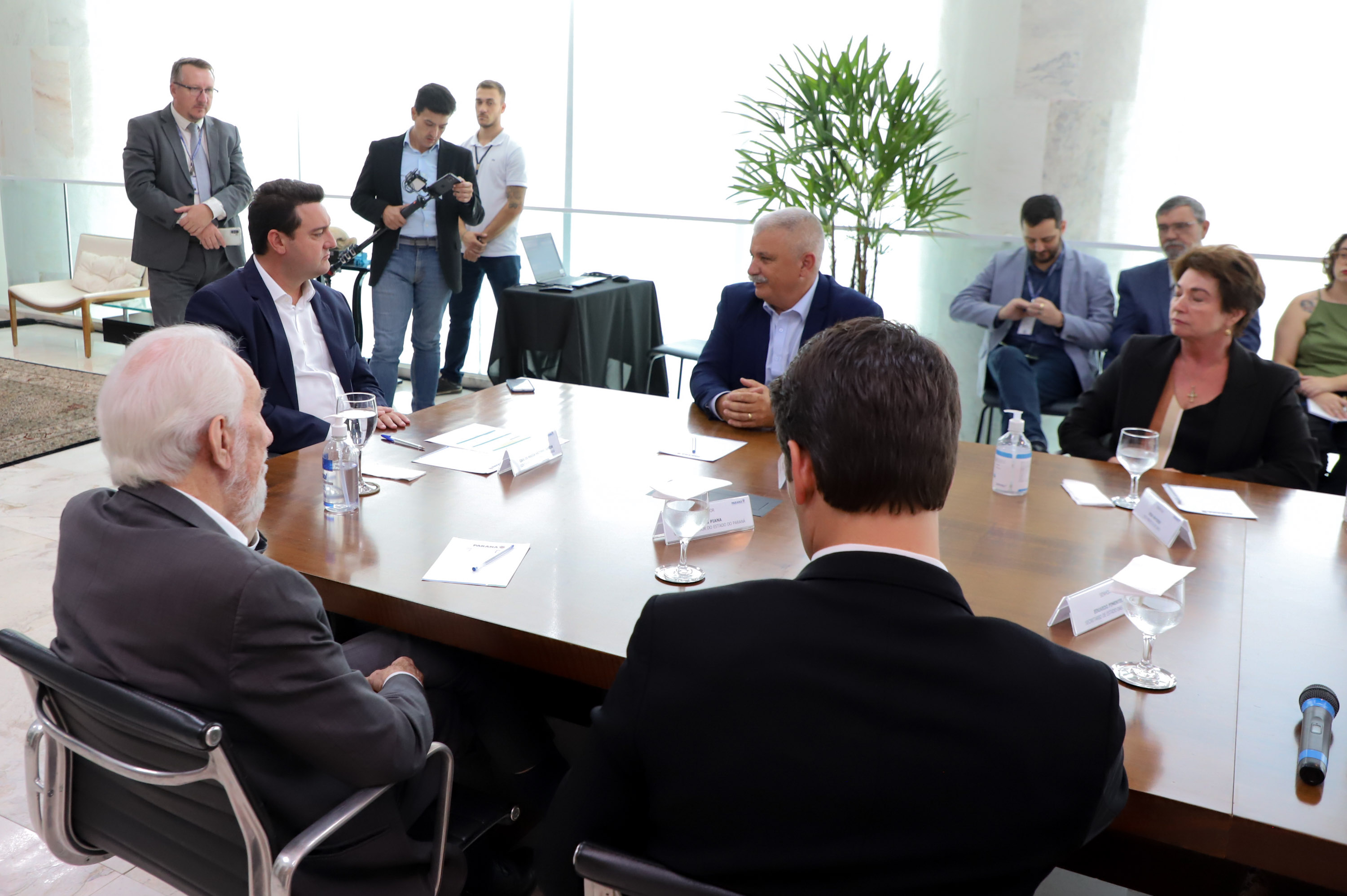 ASSINATURA CONTRATO IRATI