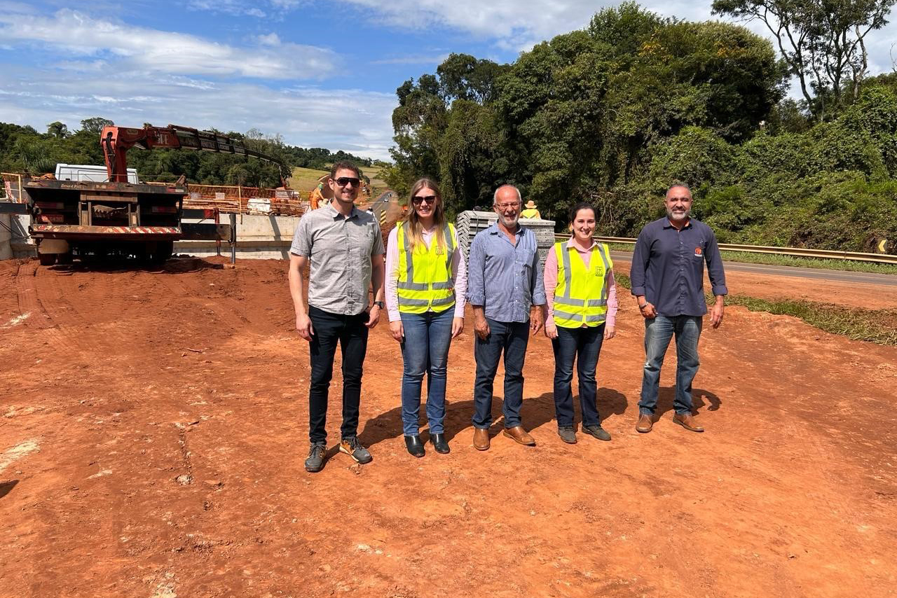 PR-445 Mauá da Serra a Lerroville duplicação