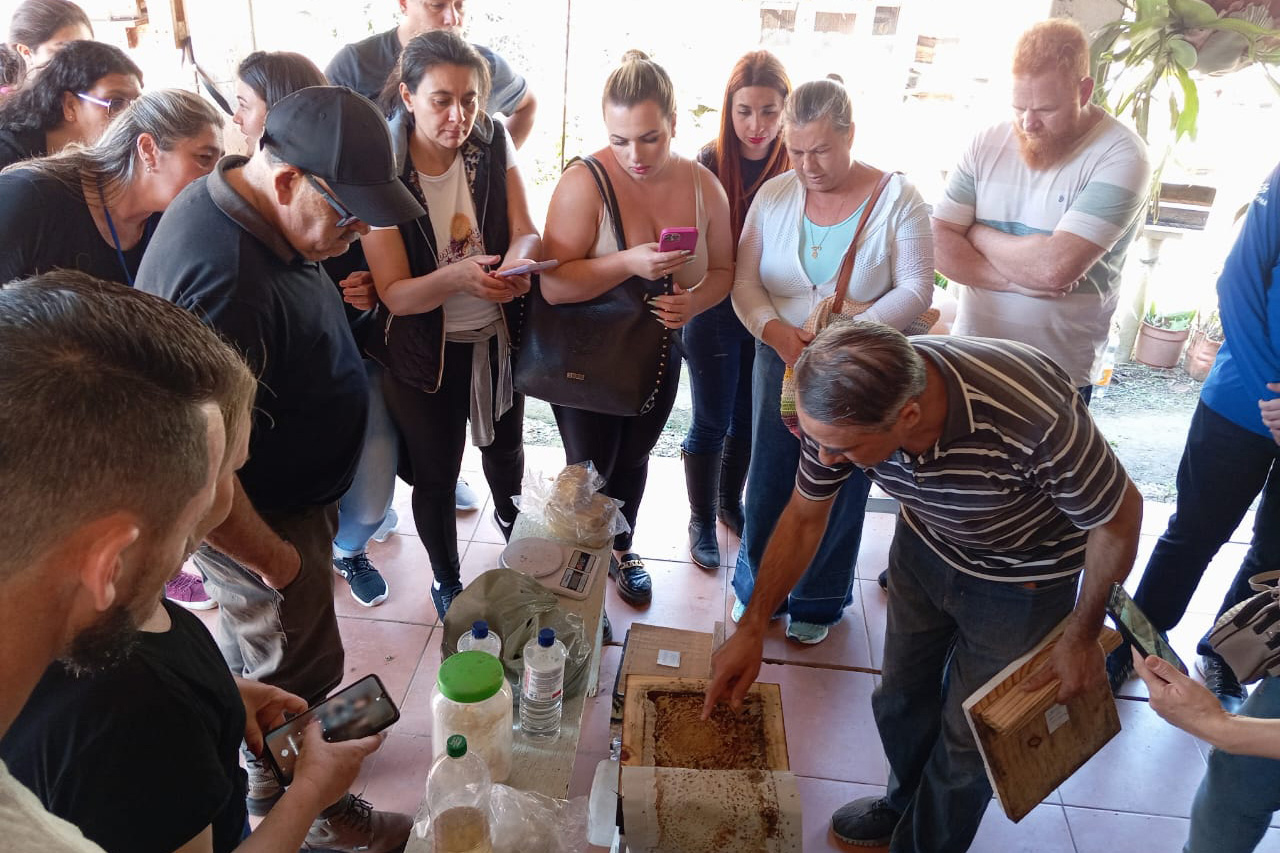 SANEPAR EDUCAÇÃO SOCIOAMBIENTAL