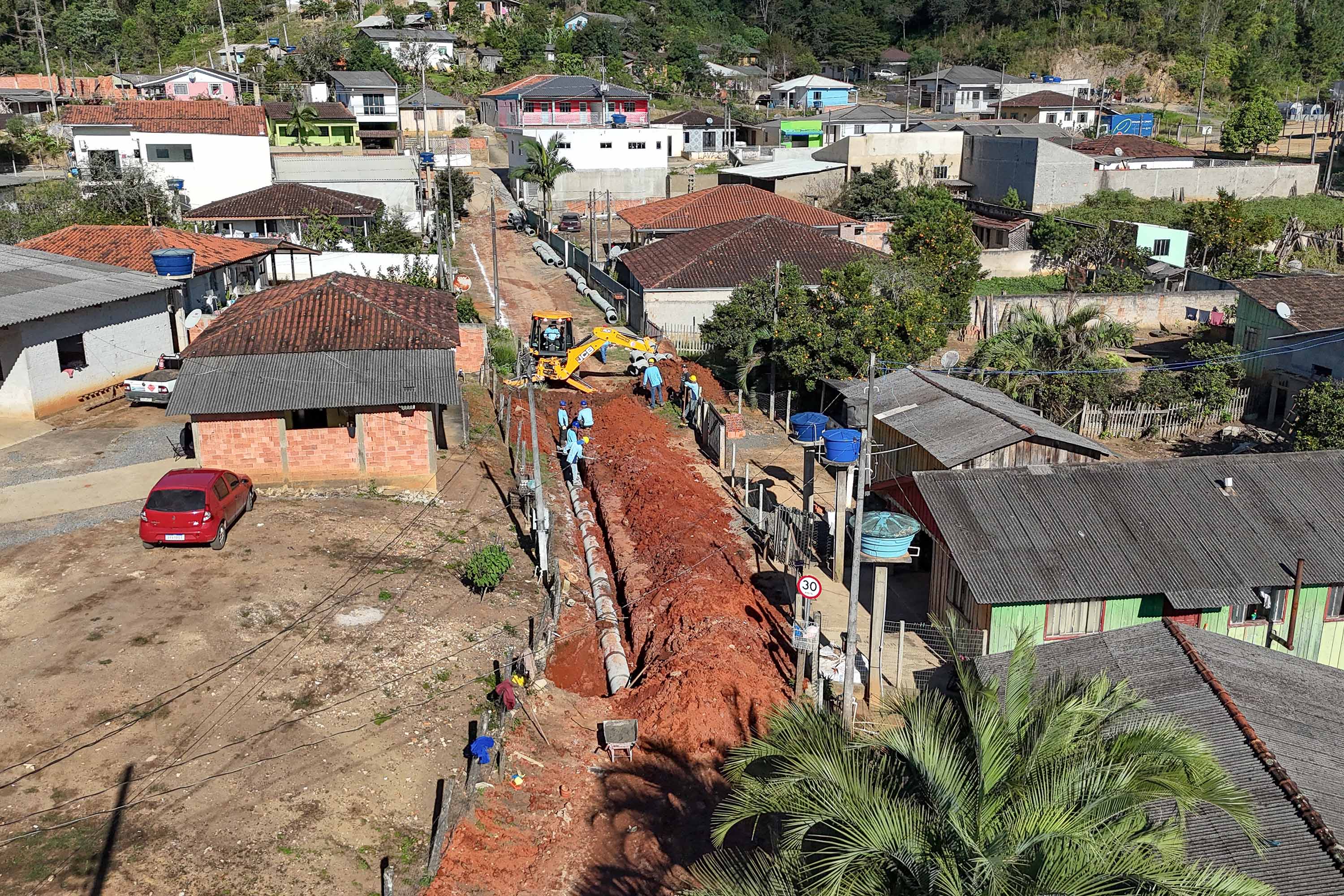 Prefeituras de 50 municípios já plantaram 86.930 mudas no programa Asfalto Novo, Vida Nova