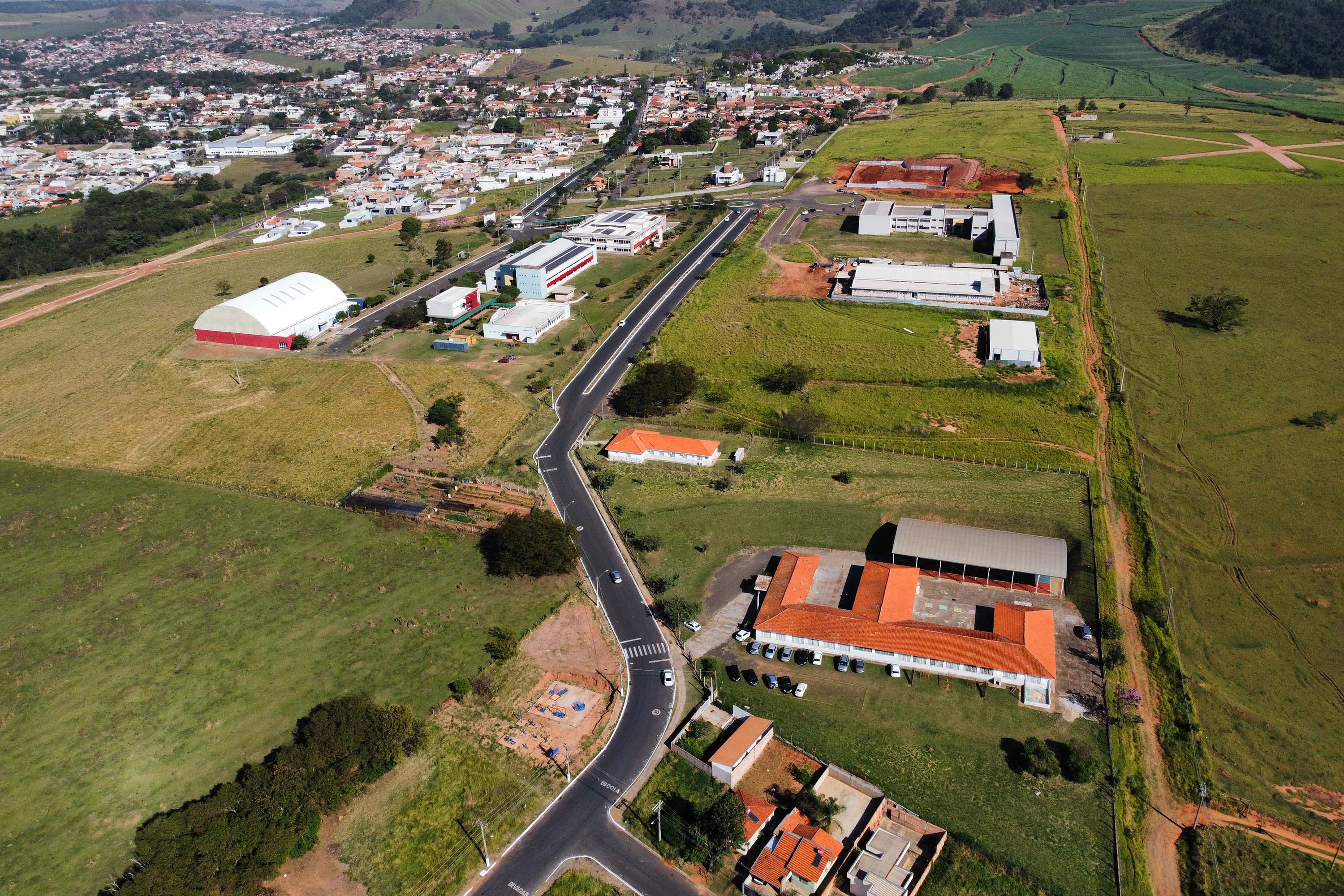 OBRAS JACAREZINHO