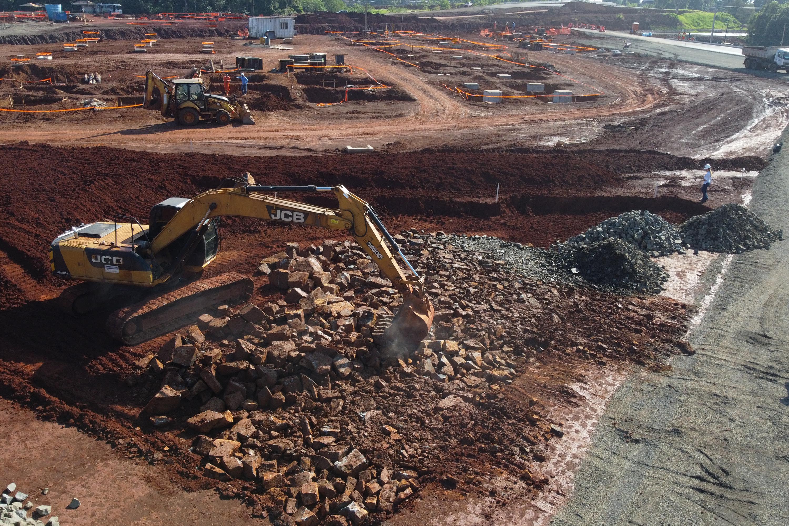 35%: Rodovia Perimetral Leste de Foz do Iguaçu ultrapassa um terço de execução