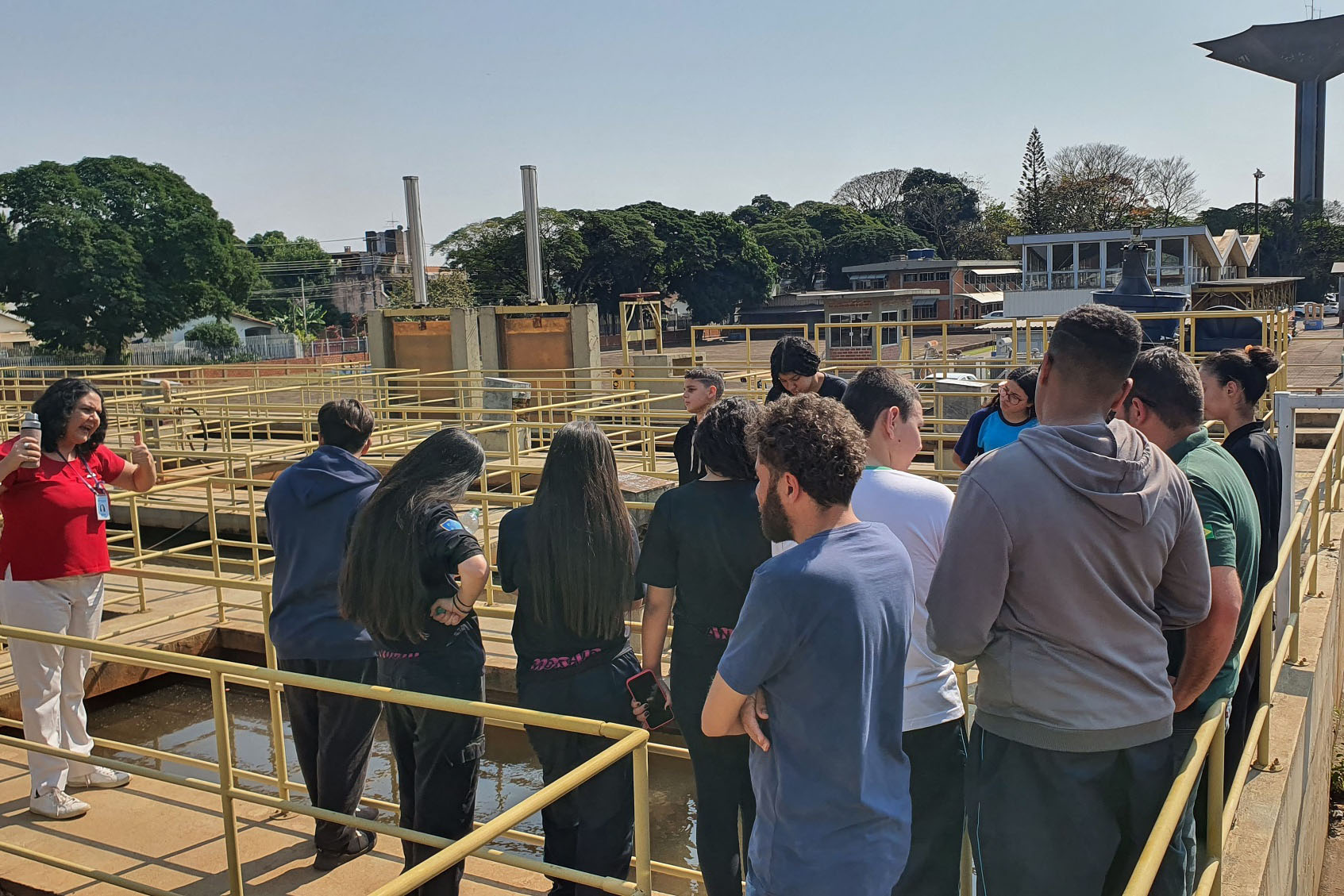 Jovens aprenderam uso correto da rede de esgoto e vão ensinar familiares - Sara Ferreira de Melo, da Escola Estadual de Floriano