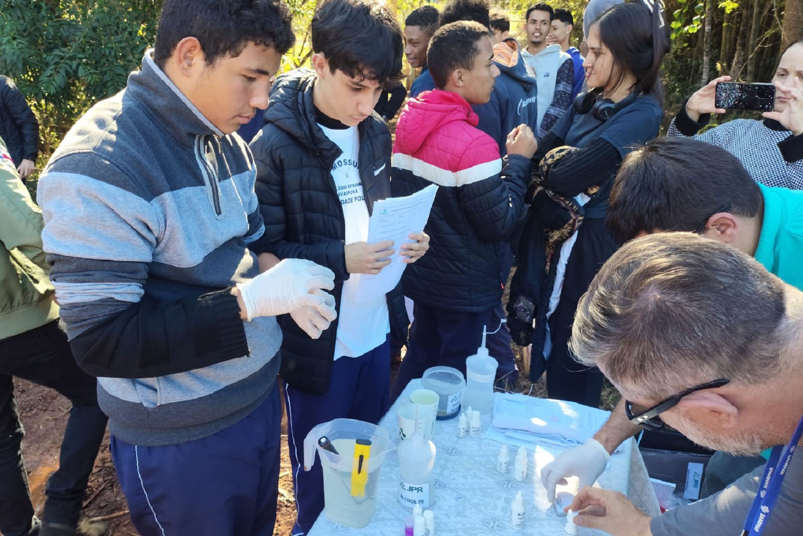 Projeto voltado para jovens mostra caminho da água da escola ao rio