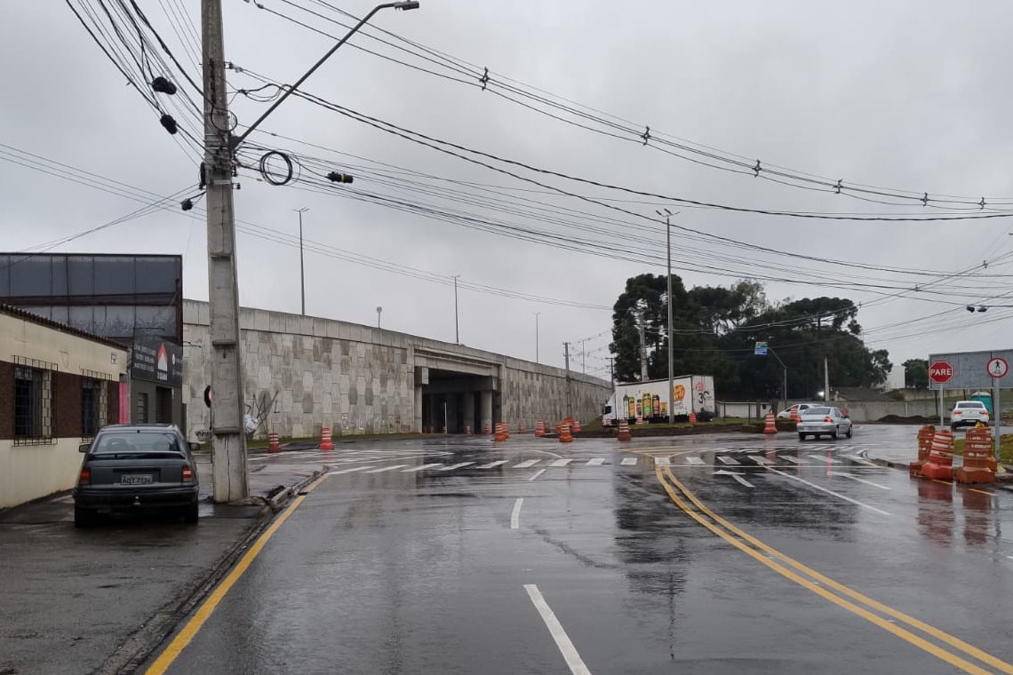 Viaduto SJP passagem inferior liberada