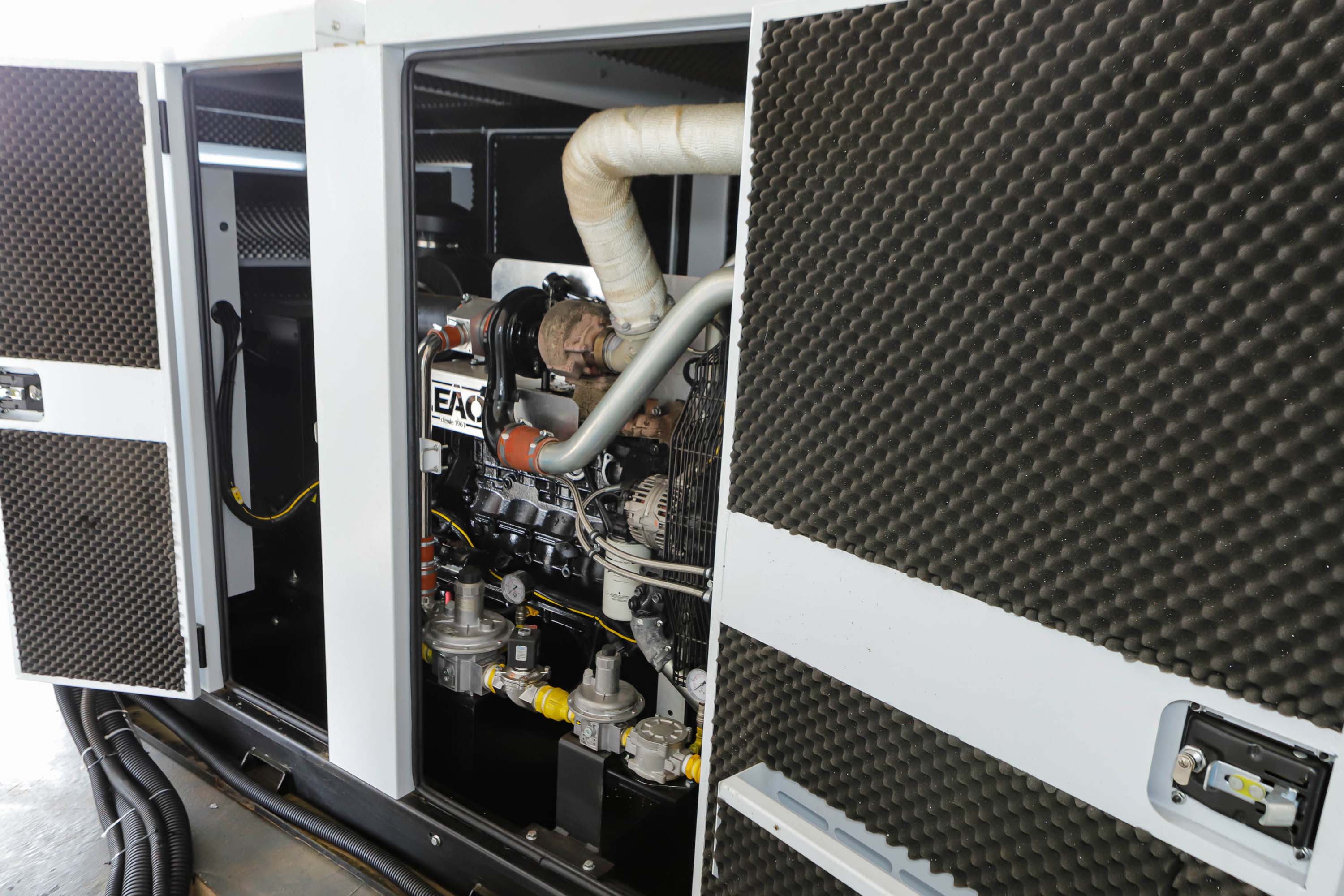 Vizinhos compartilham biodigestor para produzir energia limpa e manejar resíduos da suinocultura