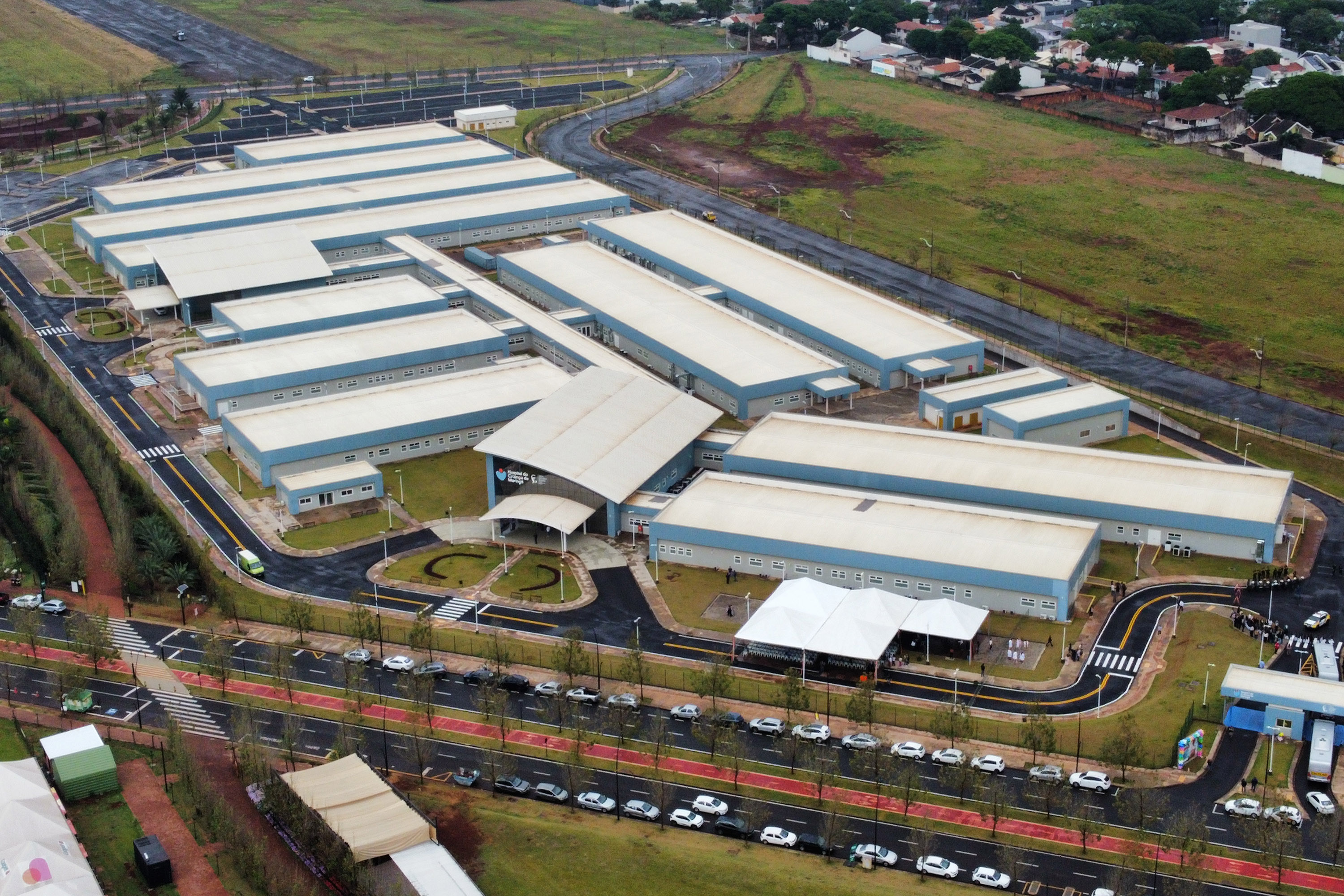 O governador Carlos Massa Ratinho Junior inaugurou nesta segunda-feira (16) o Hospital da Criança Irmã Maria Calista, de Maringá, no Noroeste do Estado.