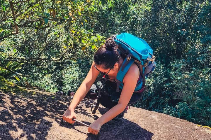 Na trilha certa, equipamentos de segurança e cuidados com a fauna e a flora: IAT elaborou um guia de bom comportamento para os usuários de parques estaduais.