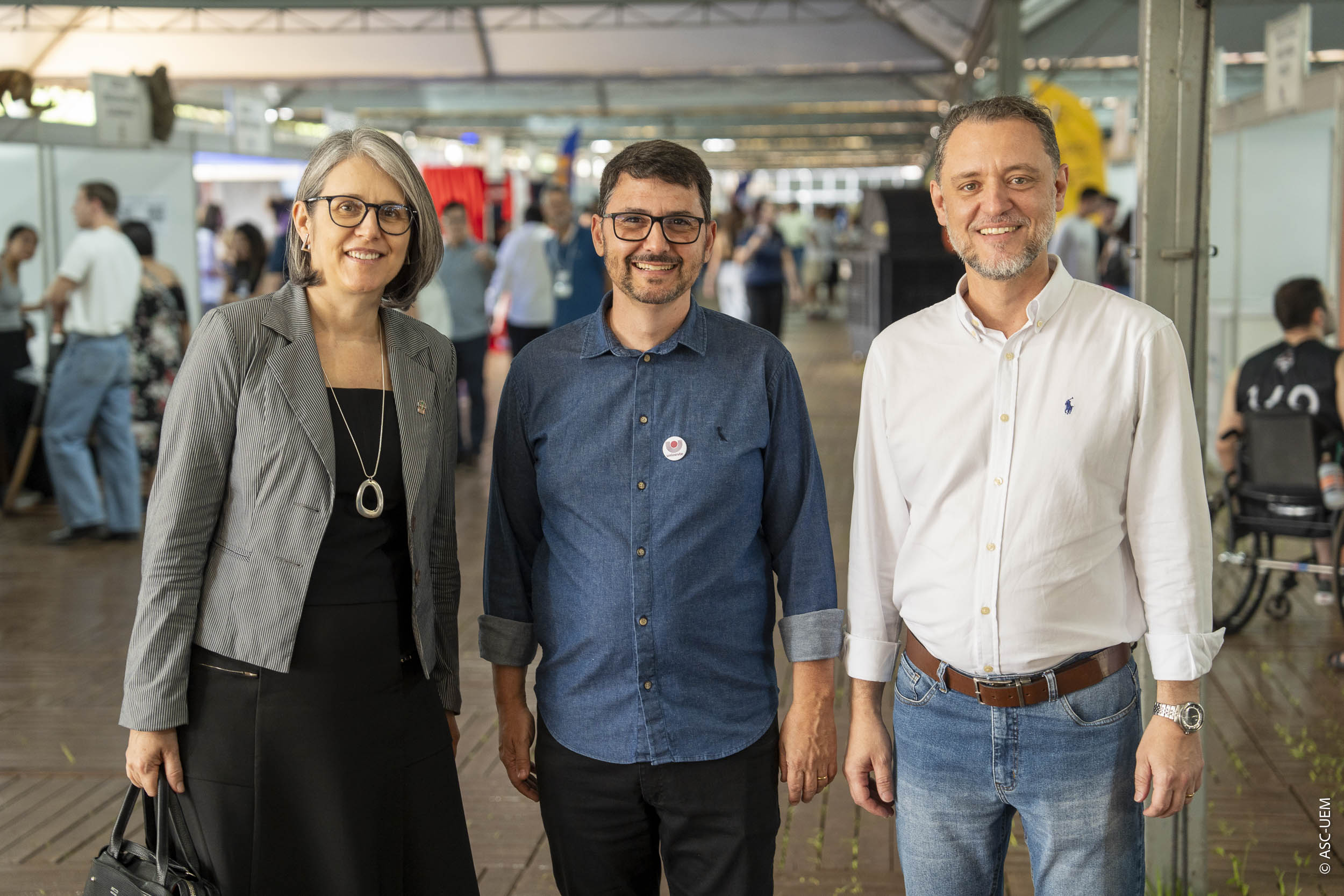 Pavilhão científico encanta visitantes e abre Paraná Faz Ciência na UEM