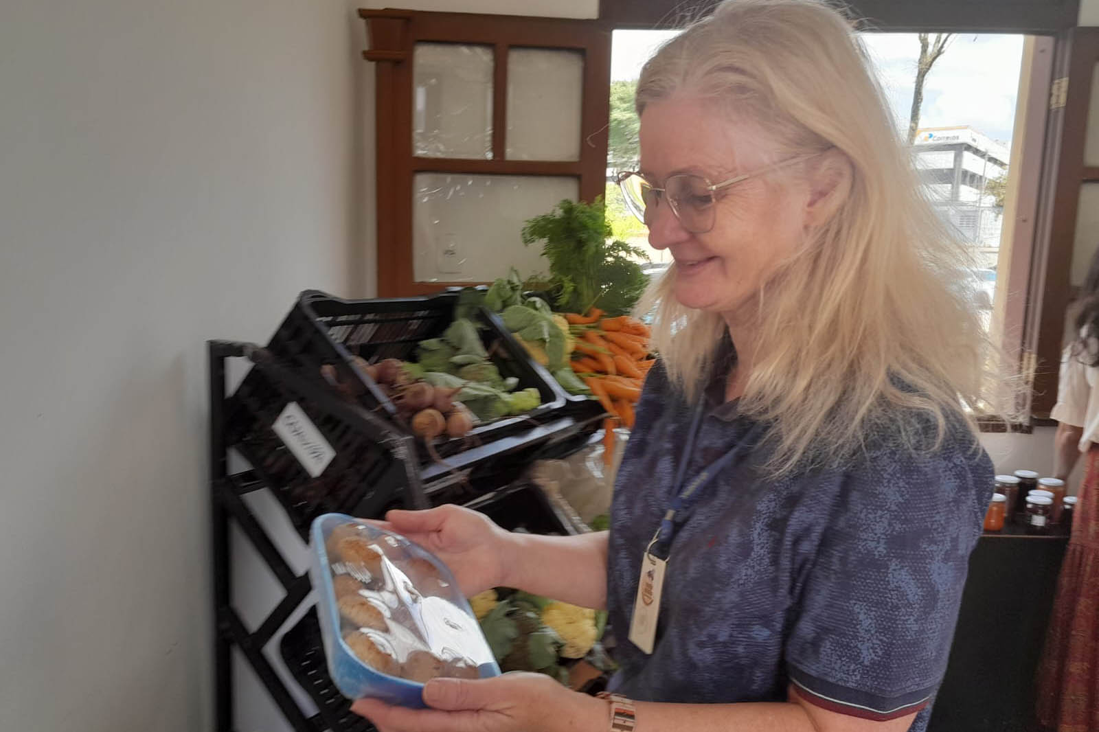 Produtores da Bacia do Miringuava fazem Feira de Produtos Sustentáveis na Sanepar