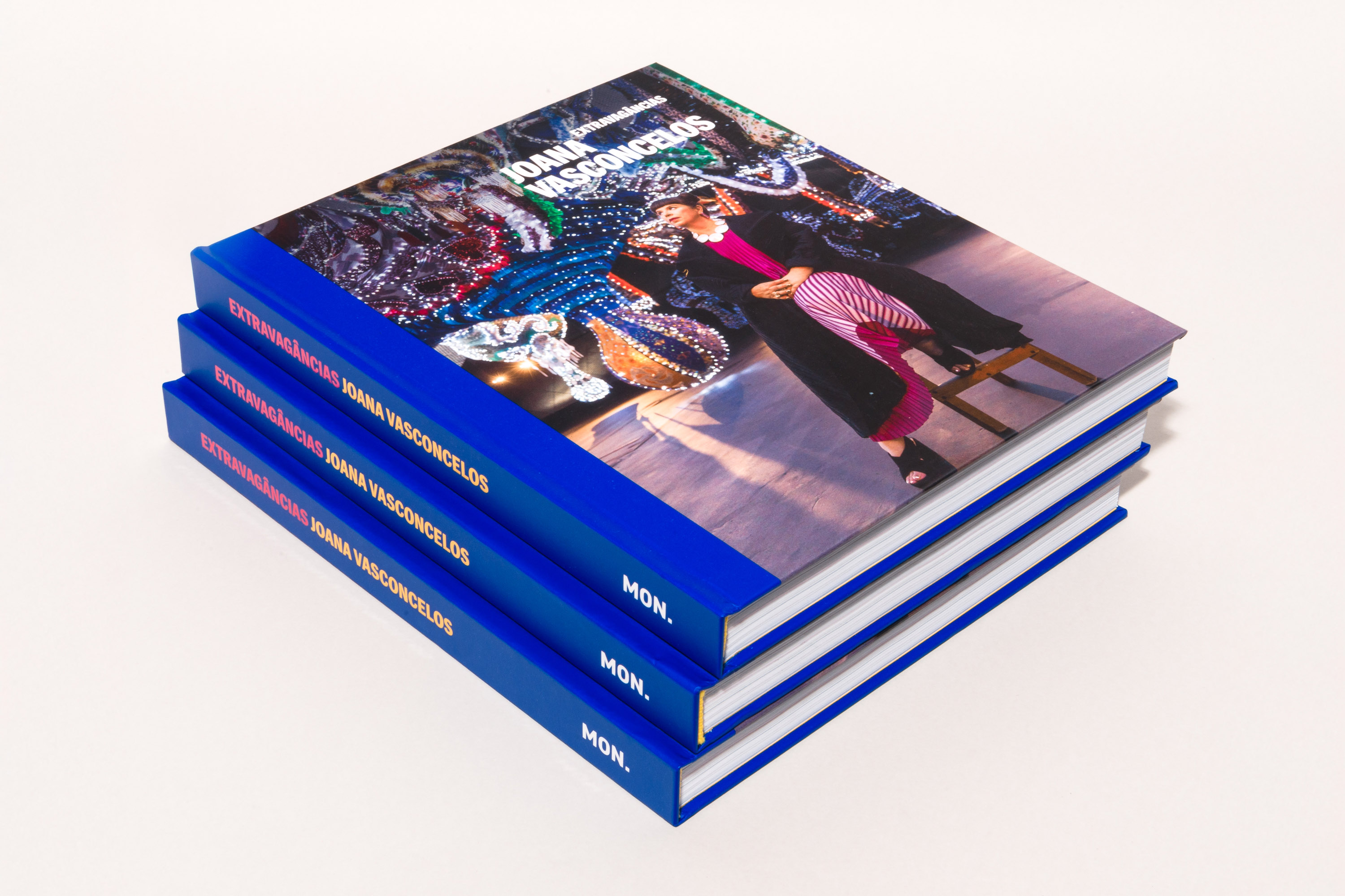 SEEC CATÁLOGO EXPOSIÇÃO EXTRAVAGÂNCIAS MON LOJA