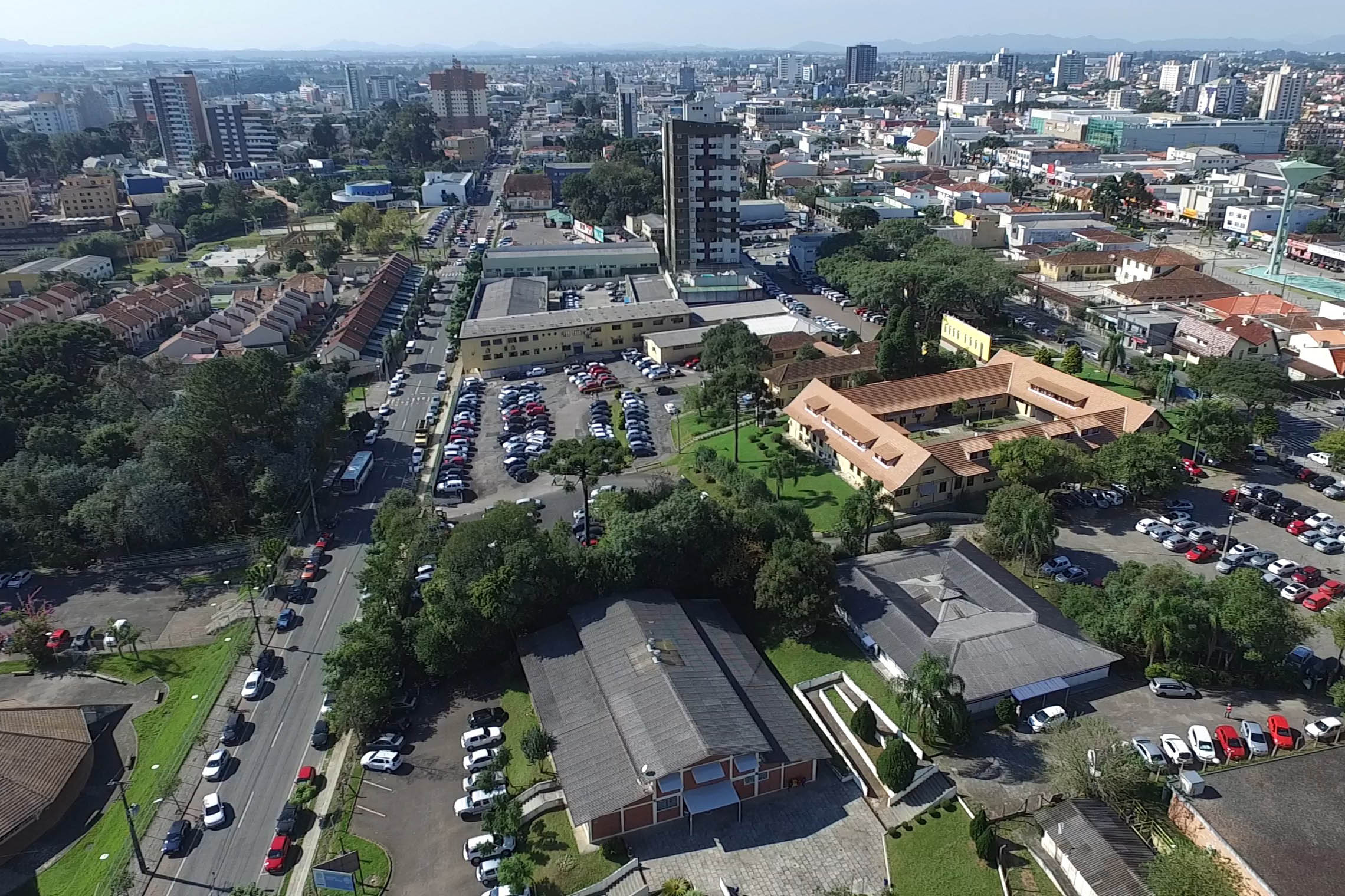 Paraná repassa mais de R$ 1 bilhão aos municípios em outubro