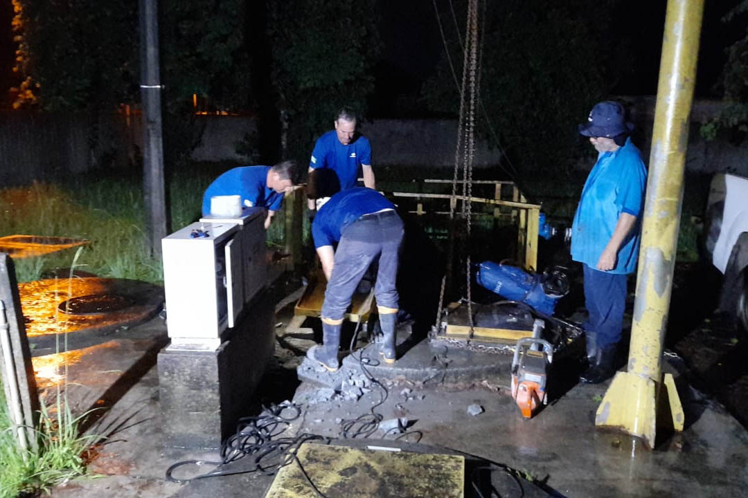 Equipes da Sanepar no Litoral atuam 24 horas por dia para garantir atendimento de qualidade à população