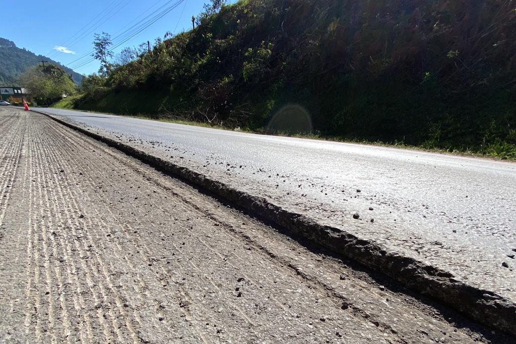 Rodovias da Grande Curitiba, Sul, Centro-Sul e Litoral tem mais de R$ 900 mi de investimentos