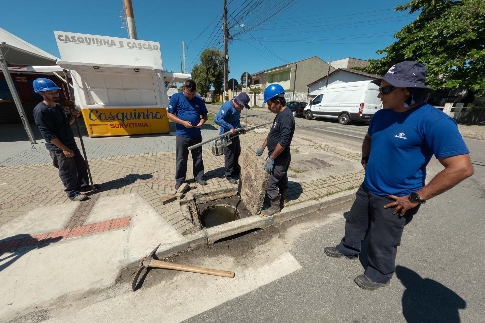 -Sanepar intensifica trabalho de inspeção e vistorias do sistema de esgoto do litoral