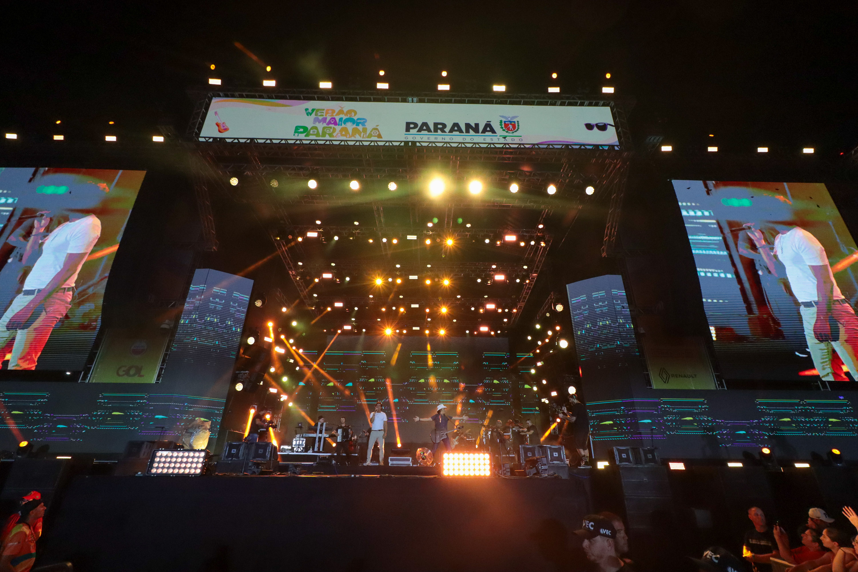 Guilherme  e Santiago