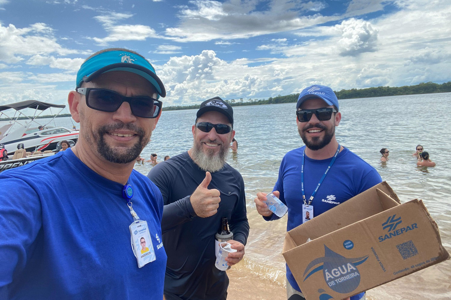Sanepar leva projeto HidratAção, de distribuição de copos de água, para o Noroeste