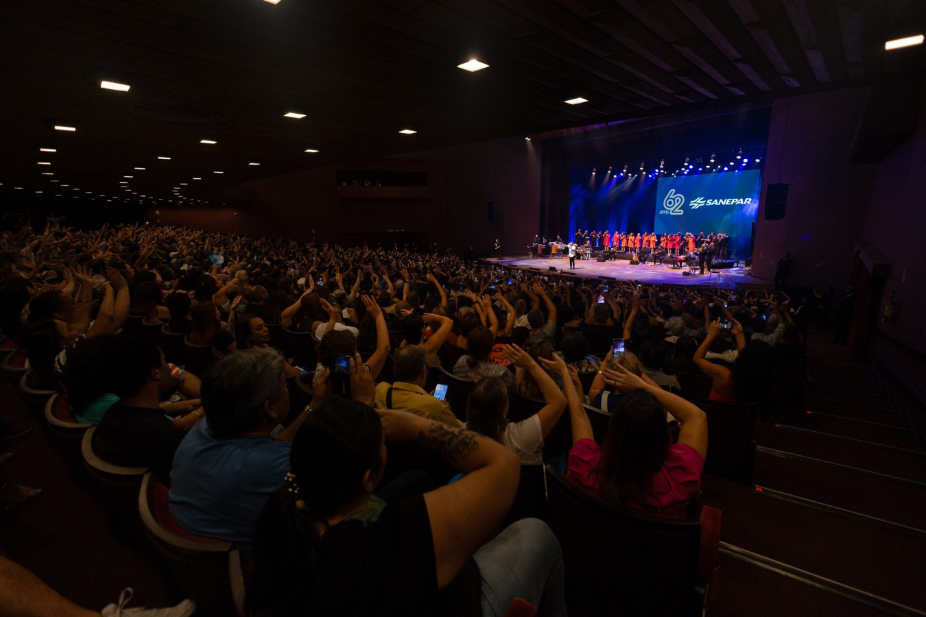 CORAL SANEPAR COMEMORAÇÃO 62 ANOS