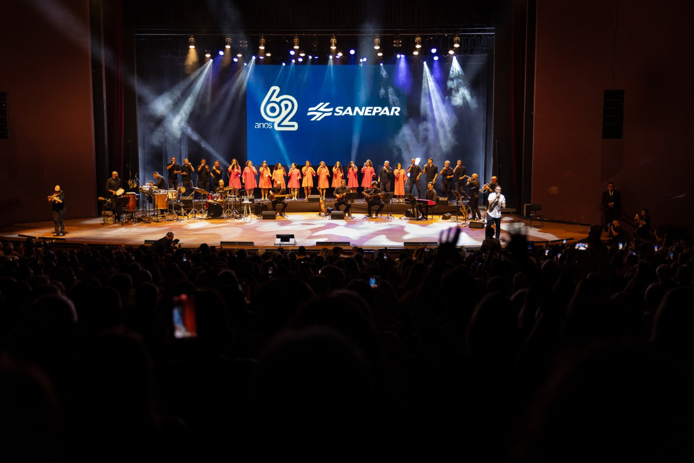 CORAL SANEPAR COMEMORAÇÃO 62 ANOS