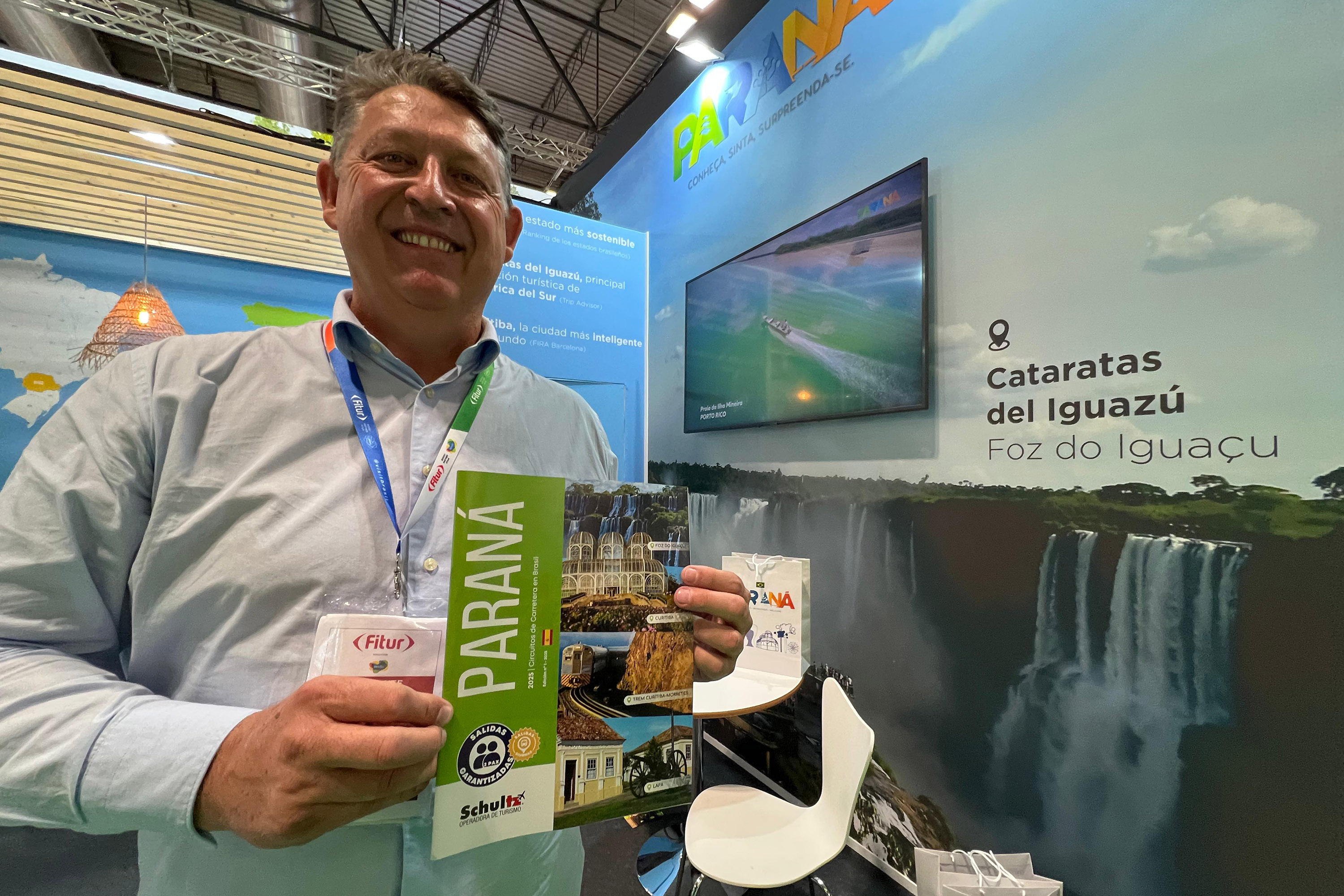 Revistas divulgam atrativos e roteiros do Paraná na Europa