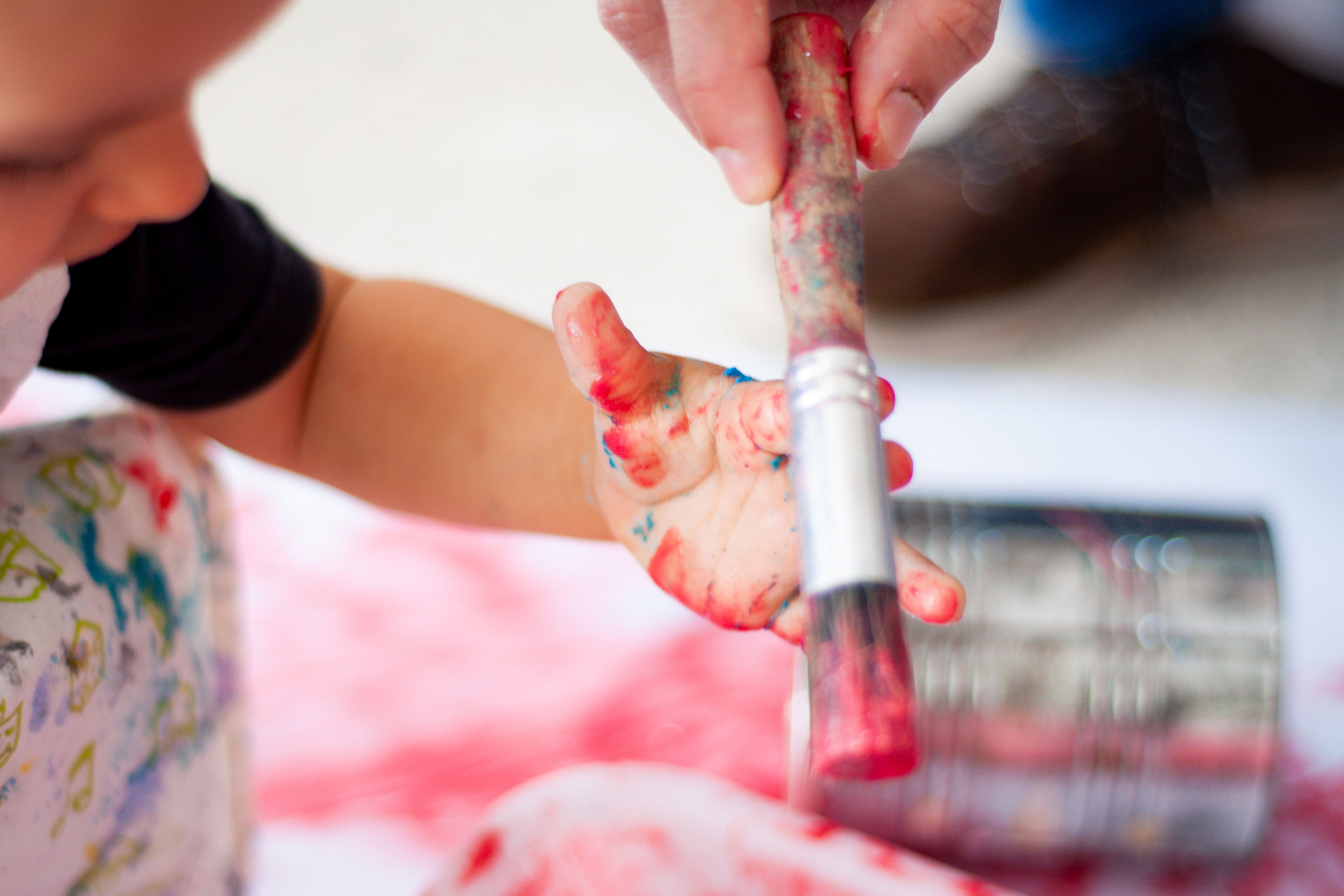 MON REALIZA OFICINAS E PIQUENIQUE CRIANÇAS