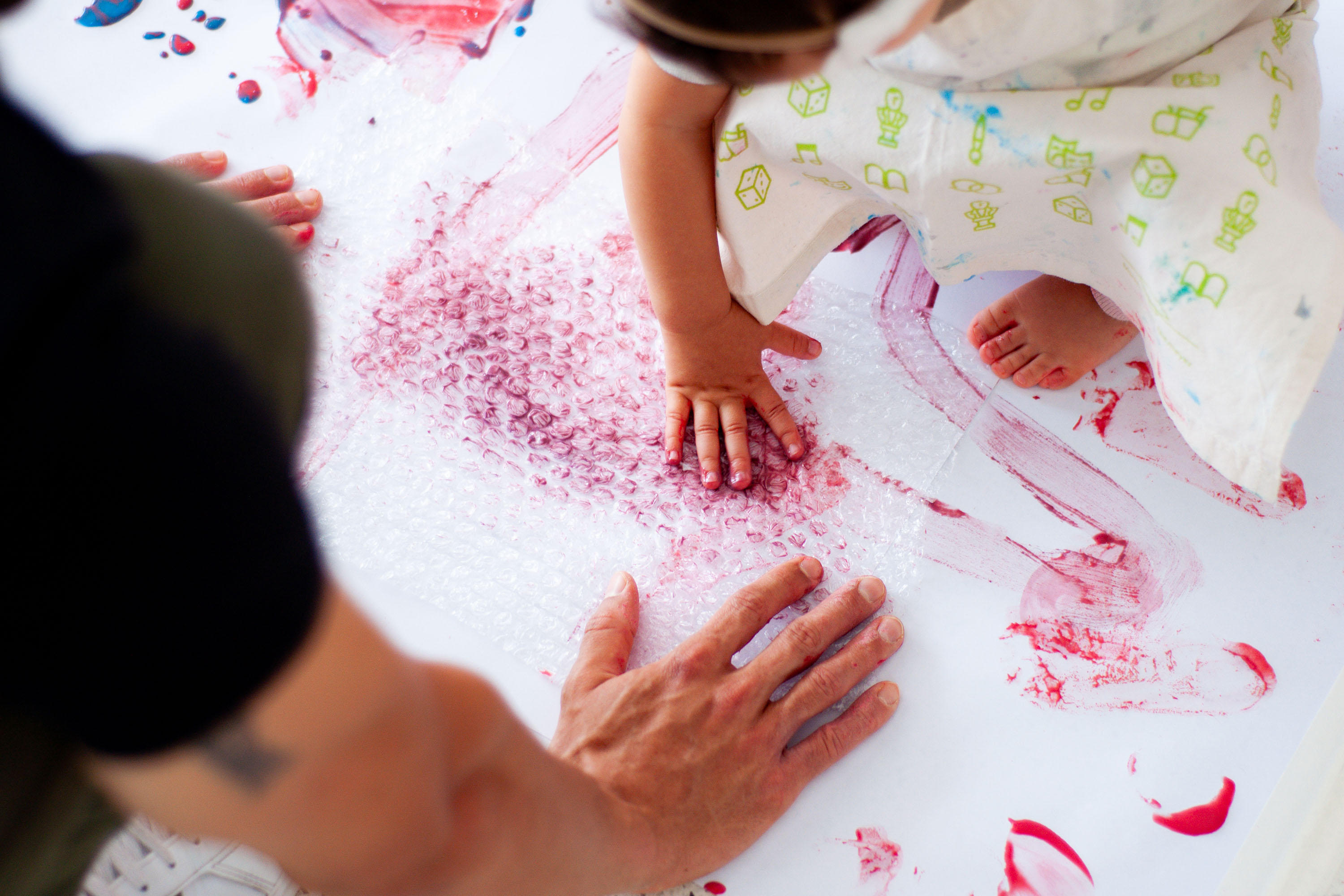 MON REALIZA OFICINAS E PIQUENIQUE CRIANÇAS