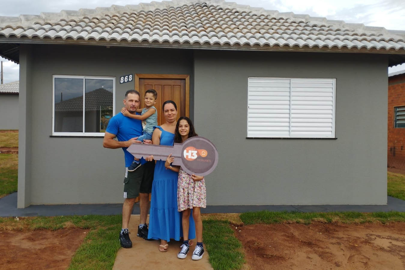 COHAPAR - Fotos das casas entregues em Sta Cruz de Monte Castelo