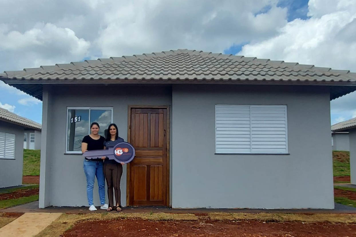 COHAPAR - Fotos das casas entregues em Sta Cruz de Monte Castelo