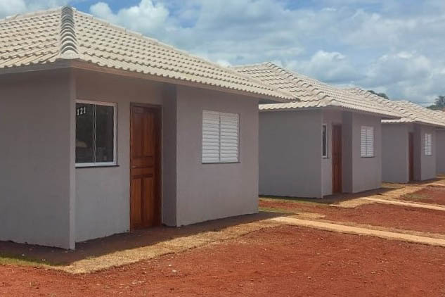 COHAPAR - Fotos das casas entregues em Sta Cruz de Monte Castelo