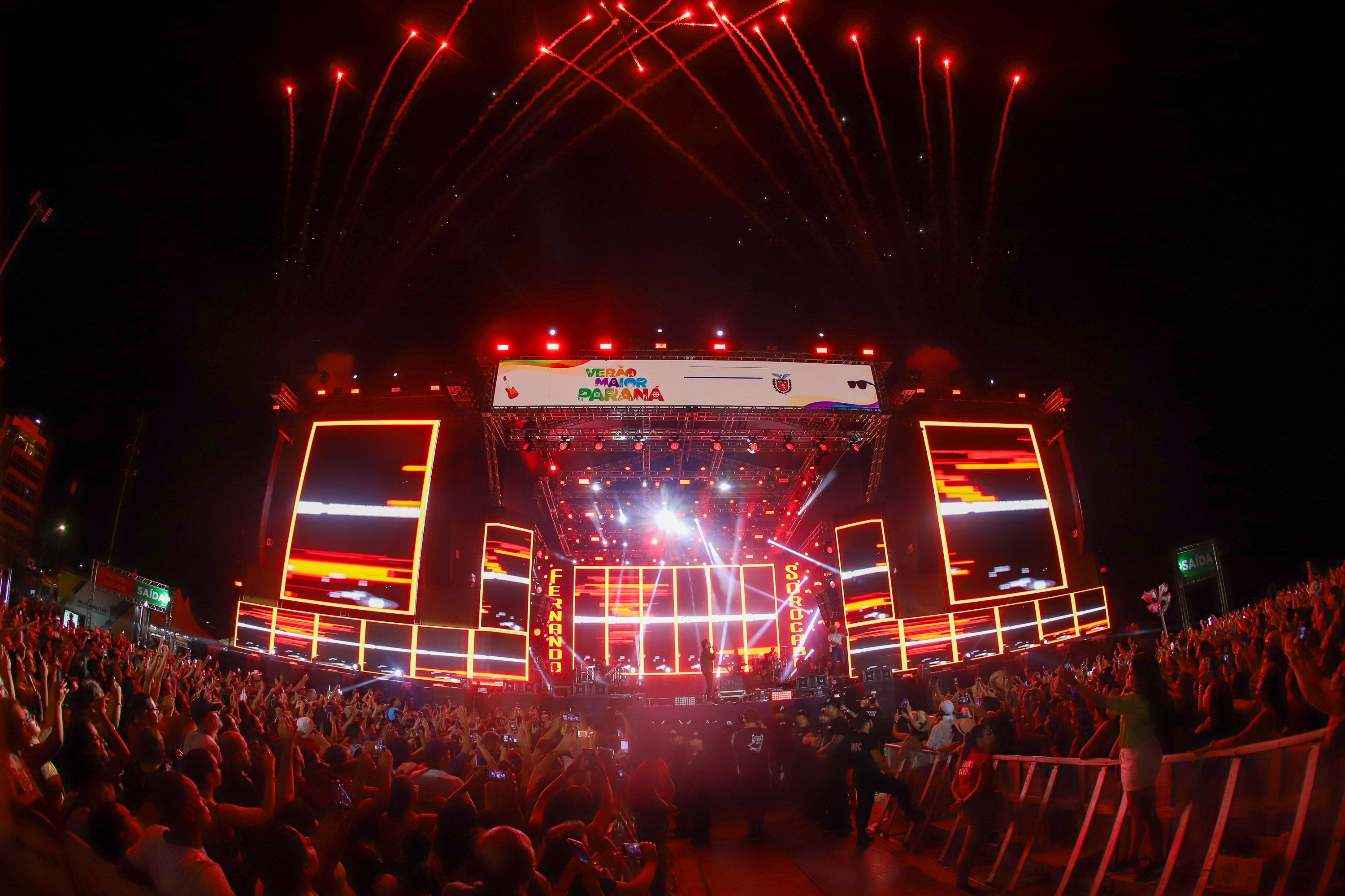 Fernando e Sorocaba em Matinhos no Verao Maior Parana