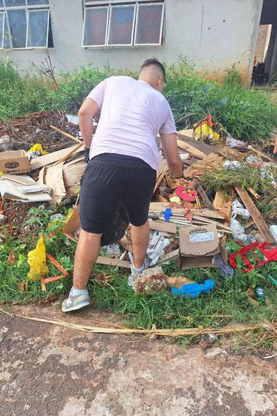 Empregados da Sanepar colaboram no combate à dengue em Jacarezinho