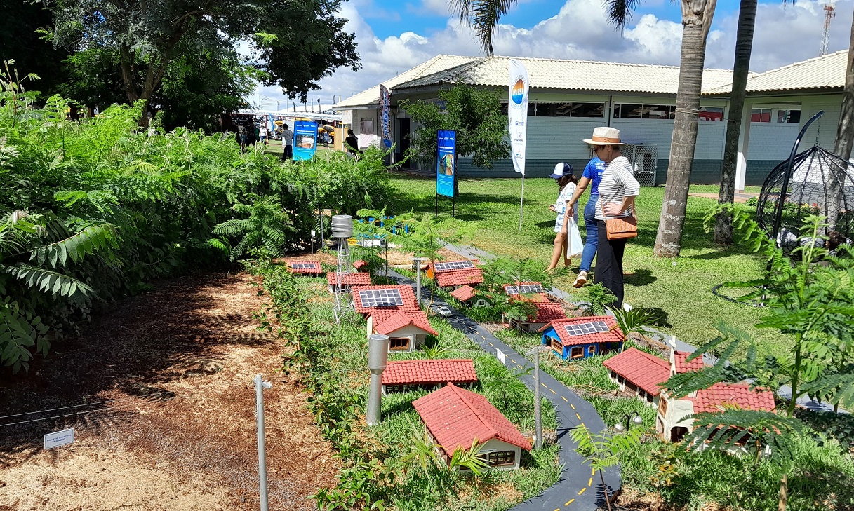 Praça das Águas atrai milhares de visitantes no Show Rural