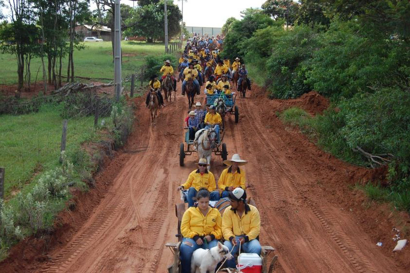 Carnaval, cultura e campeonatos: março começa com feriadão e movimenta o turismo nas regiões paranaenses