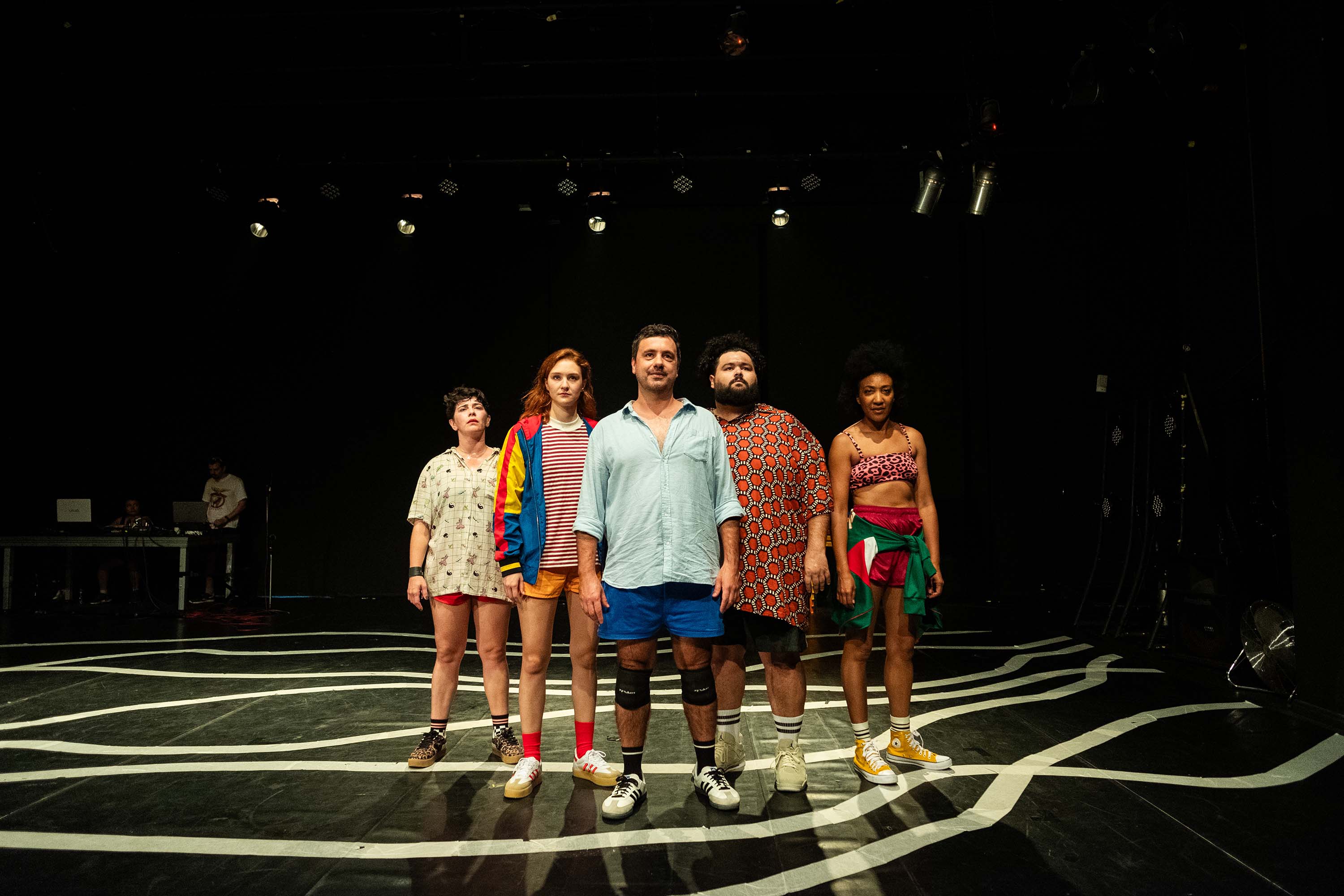 Espetáculo 'Deriva' celebra os 18 anos da Súbita Companhia