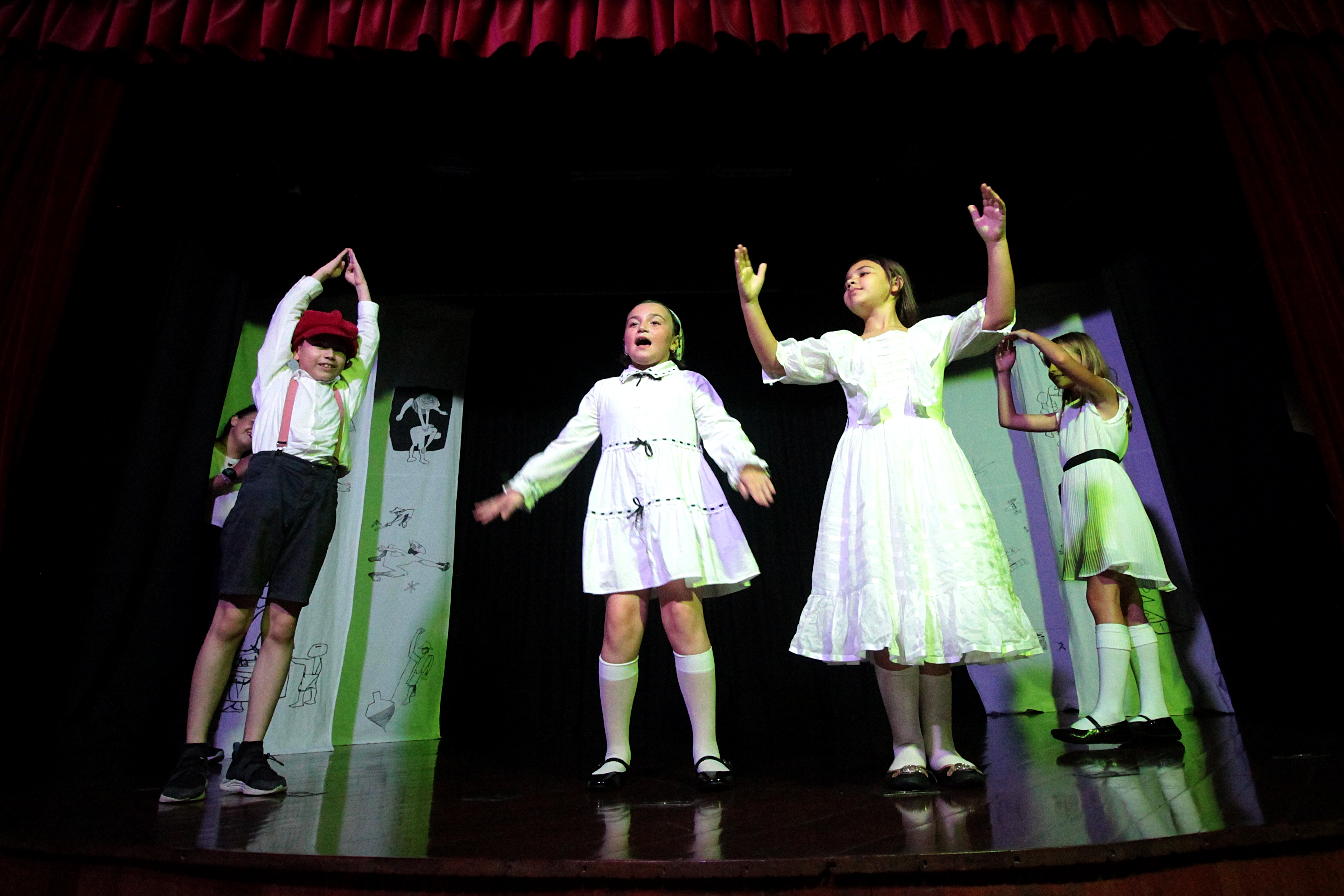 Oficinas gratuitas: espaços culturais em Curitiba abrem inscrições para o 1.º  semestre de 2025