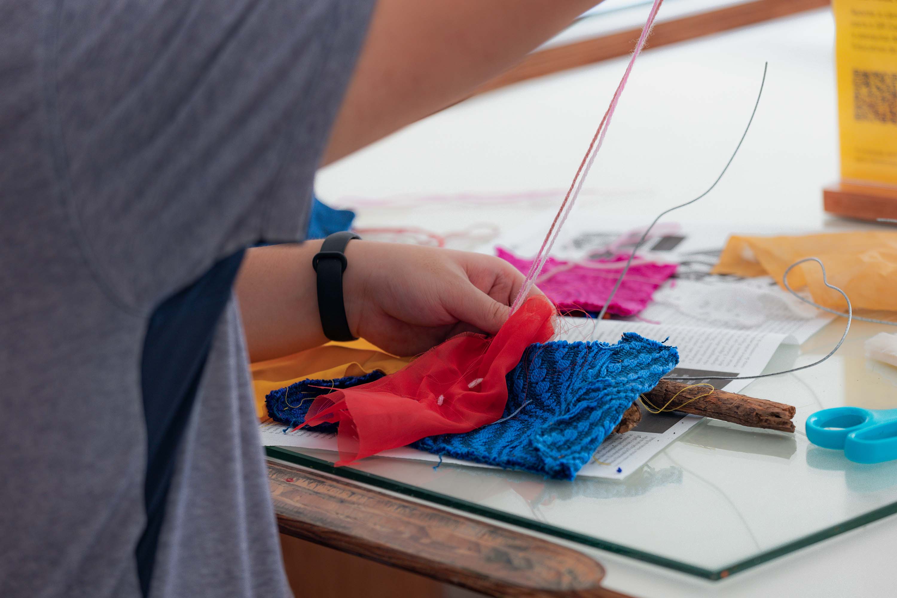 MON realiza oficina de escultura com o artista Elvo Benito Damo