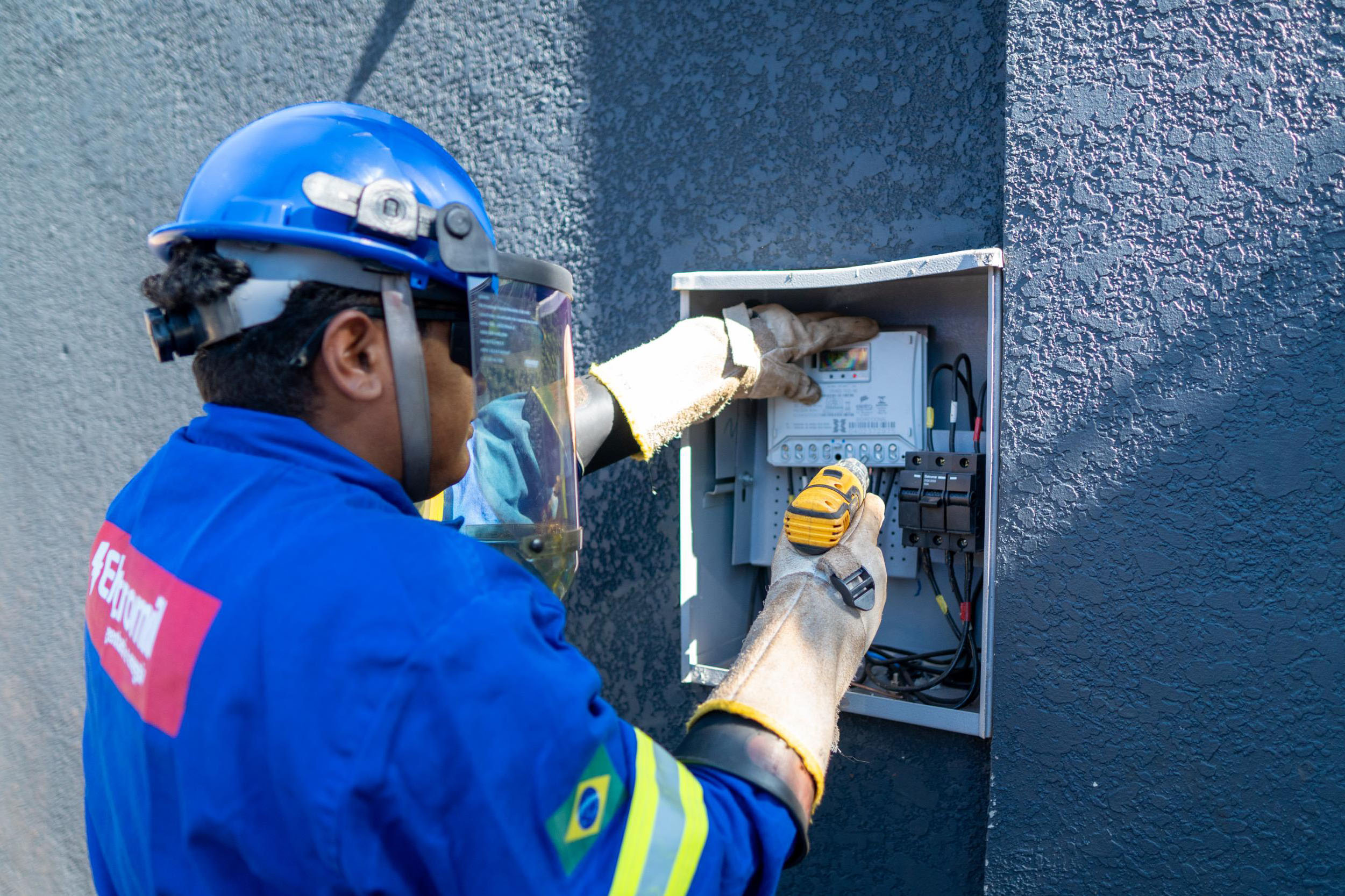 Tecnologia inteligente da Copel transforma distribuição de energia em mais nove municípios do Oeste