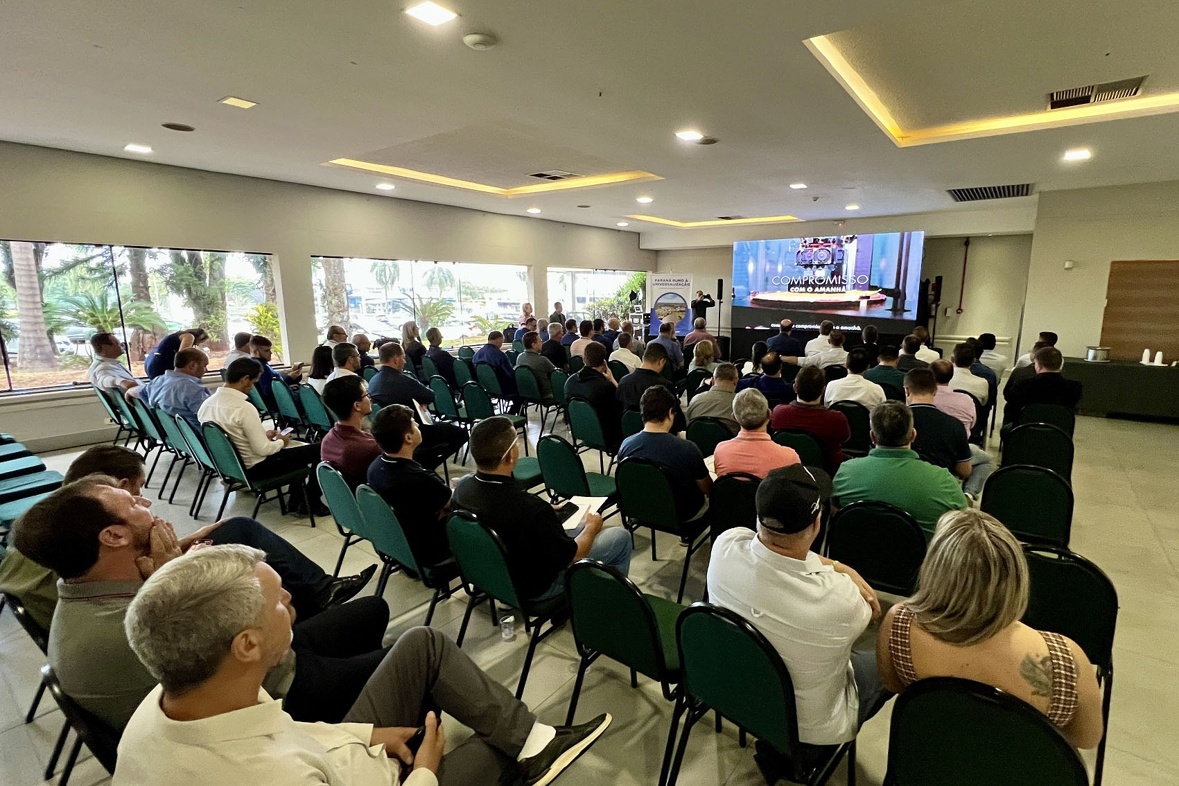 SANEPAR apresenta aos municípios estratégias para universalizar o saneamento básico